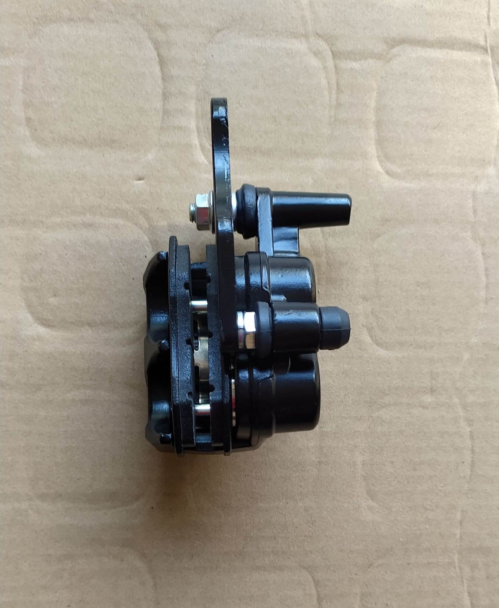 Củ phanh dầu dưới phanh đĩa xe điện 133S