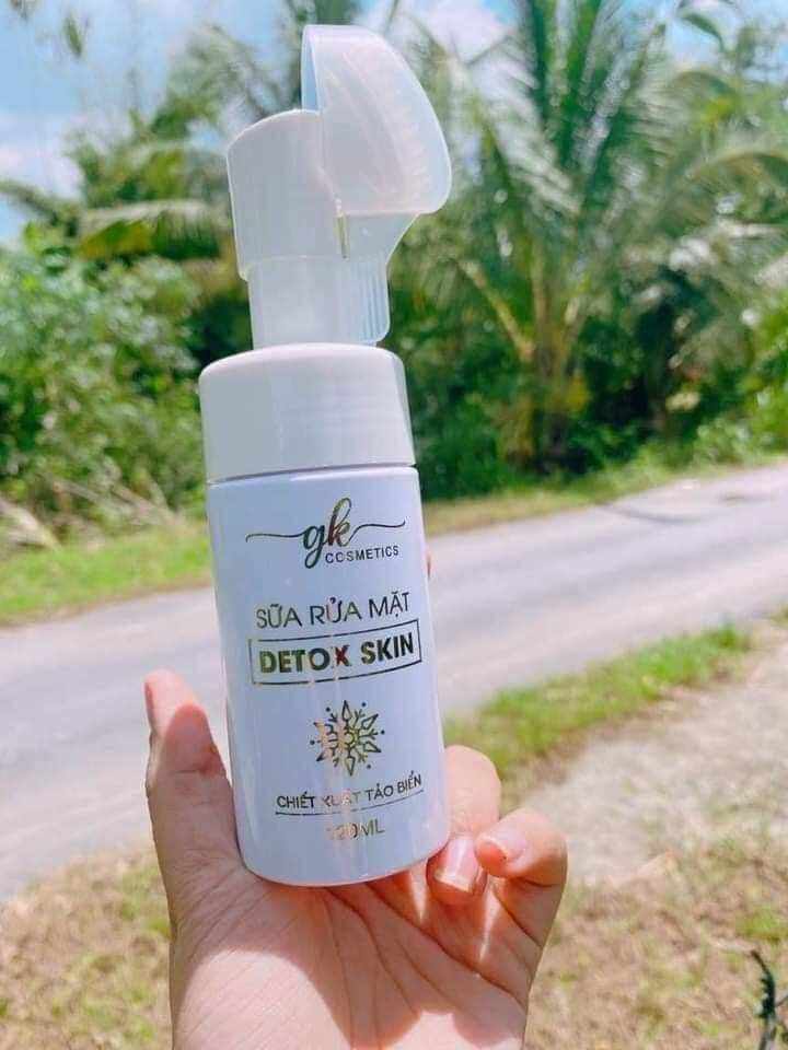 Sữa Rửa Mặt tảo Biển Detox Skin Gk 120 ml - Sữa rửa mặt đầu cọ silicon chăm sóc da mịn màng