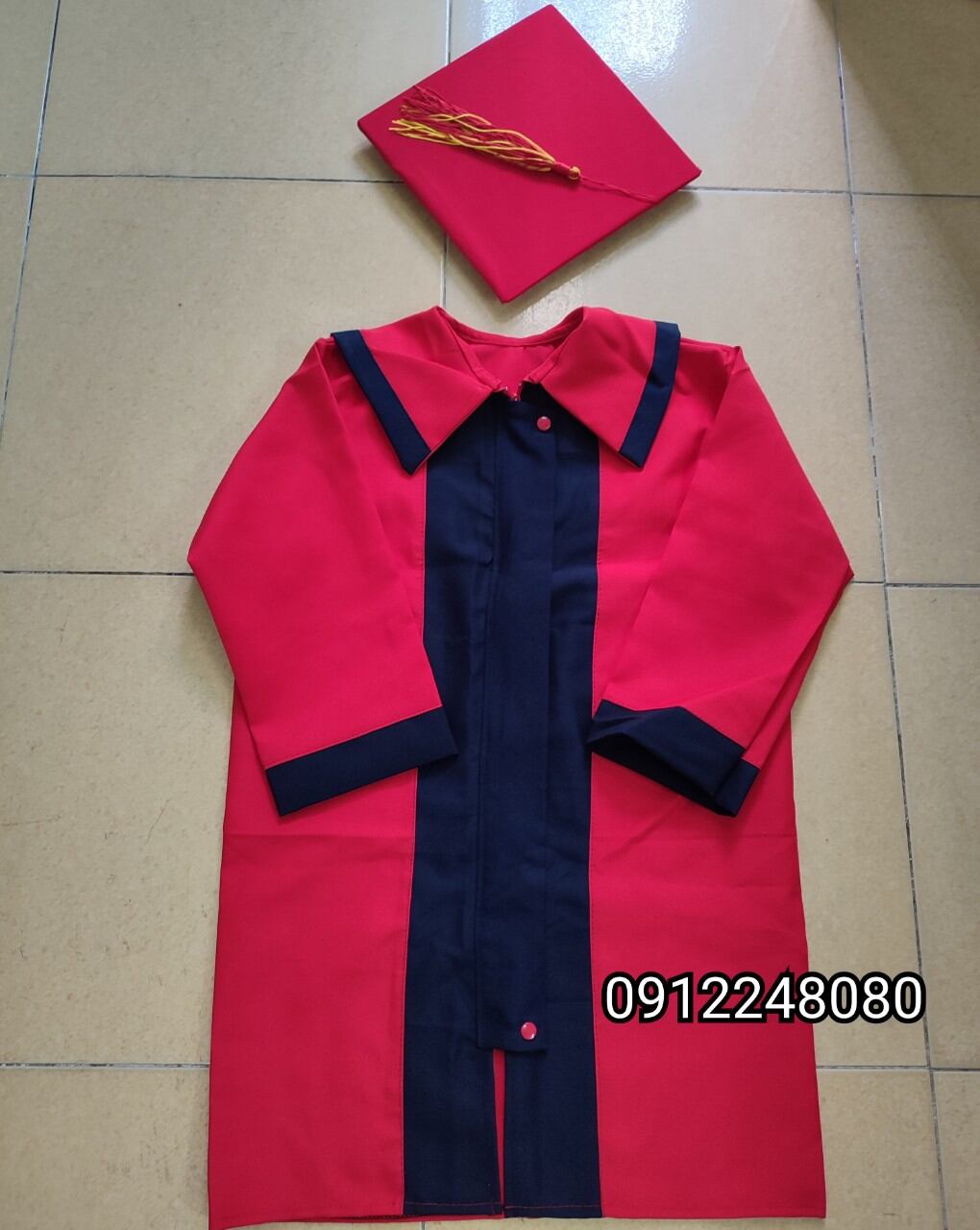 Áo kèm mũ đỏ cử nhân tốt nghiệp mầm non, tiểu học hàng chất lượng