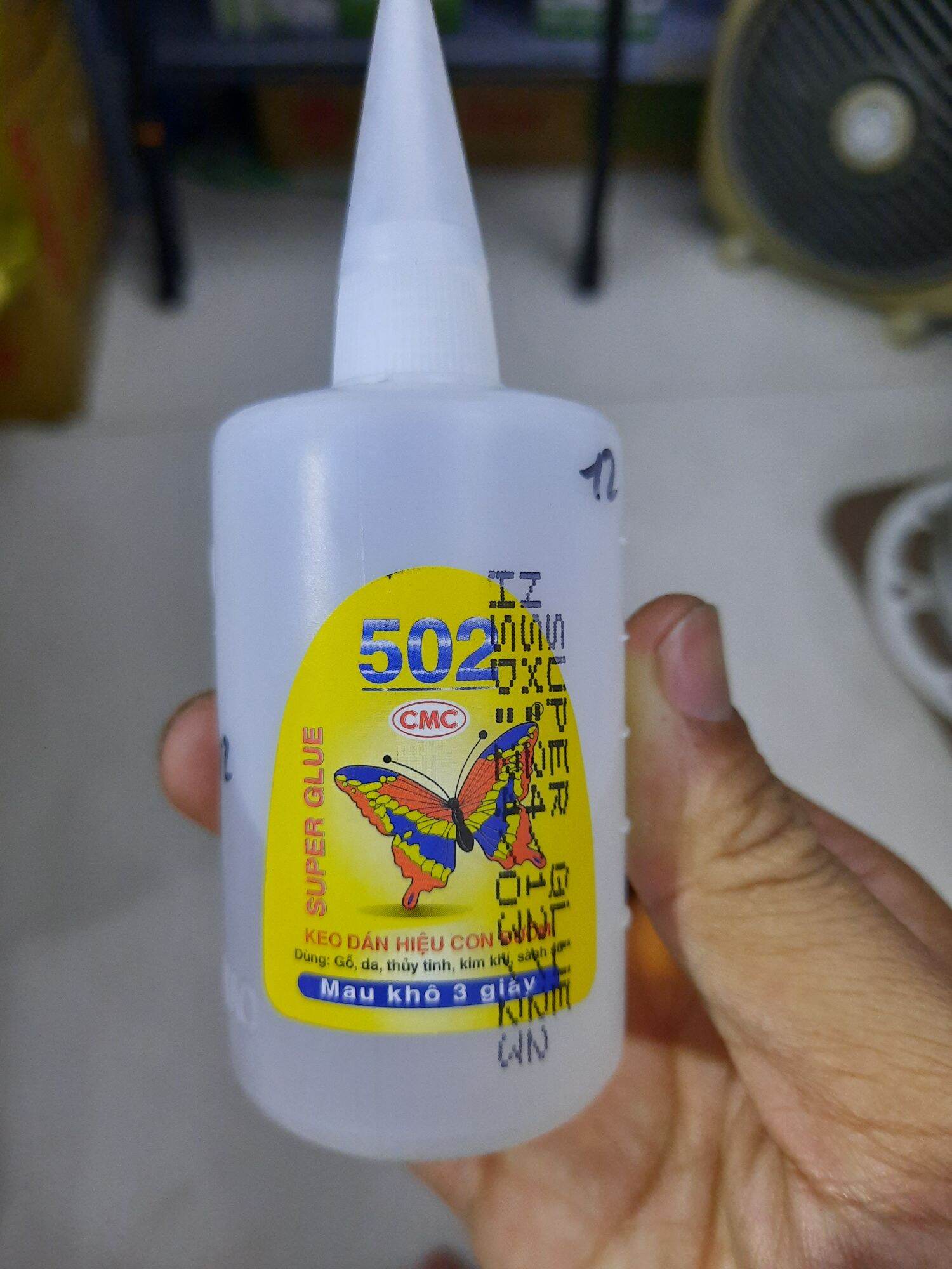 Keo dán sắt 502 con voi, con bướm..