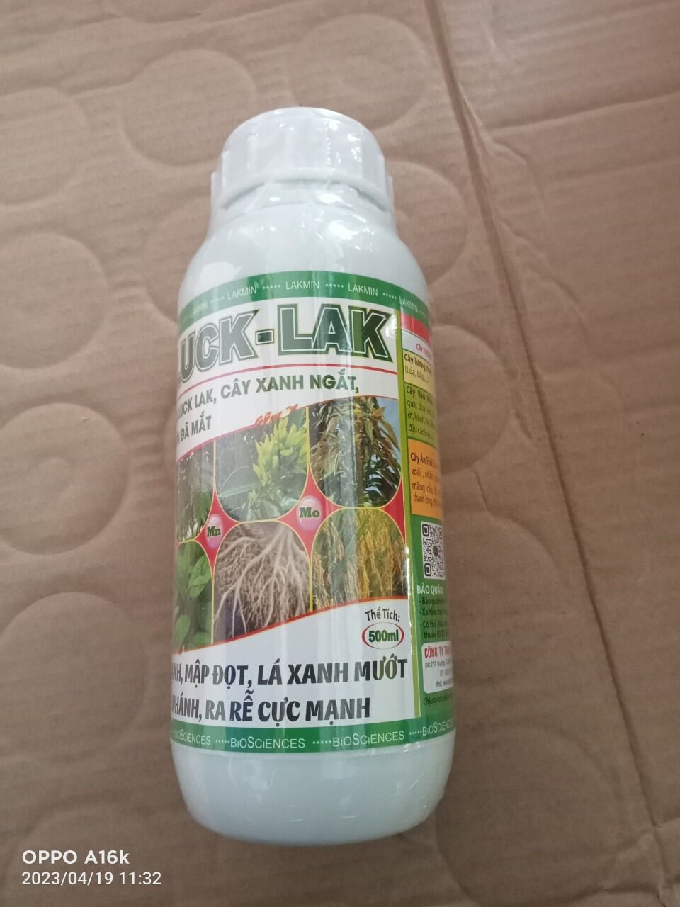 Phân bón lá đâm chồi vọt đọt Luck Lak
