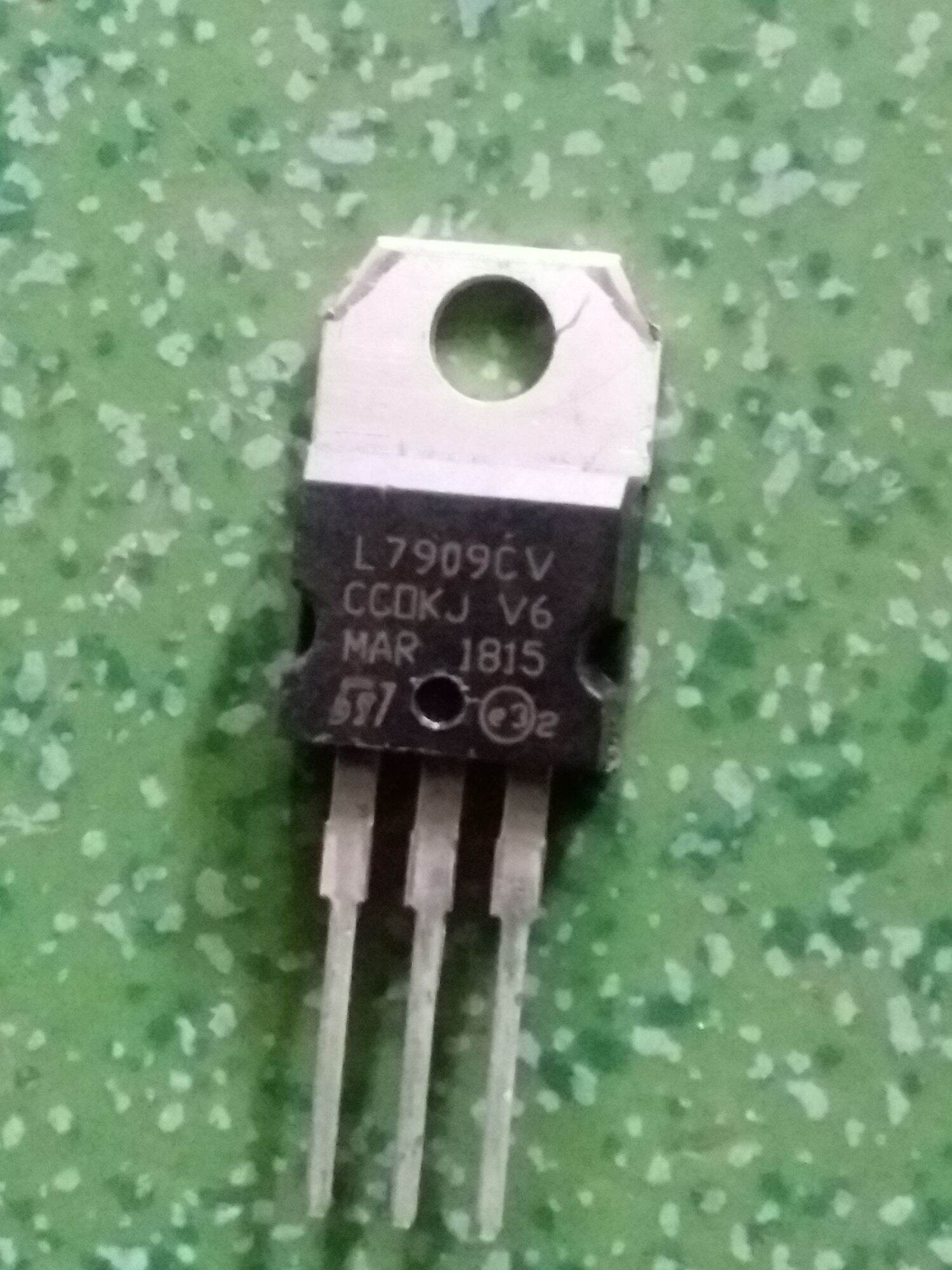 1 CHIẾC IC LM 7905-7908-7909-7912-7915-7924
