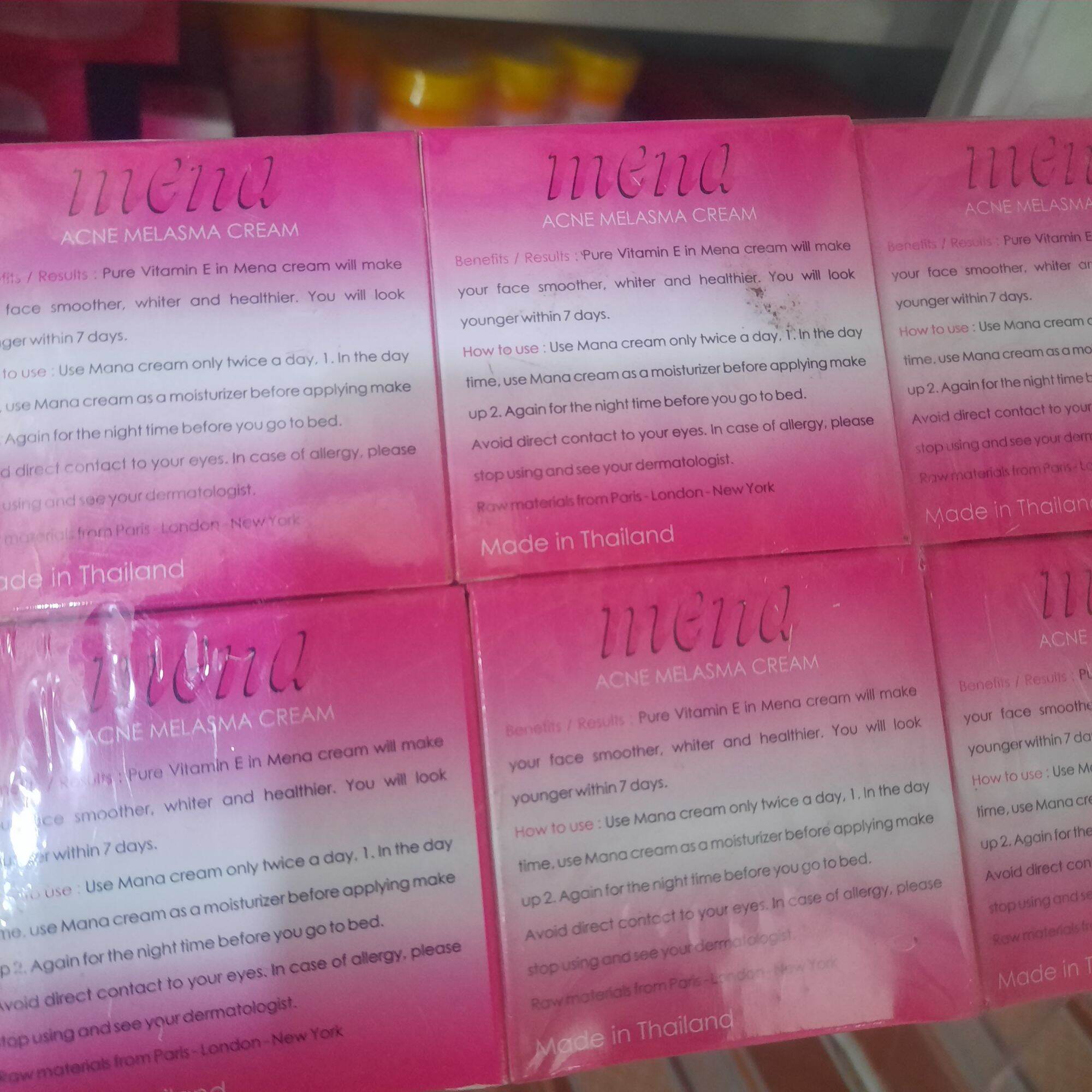 kem mena dưỡng trắng da thái lan