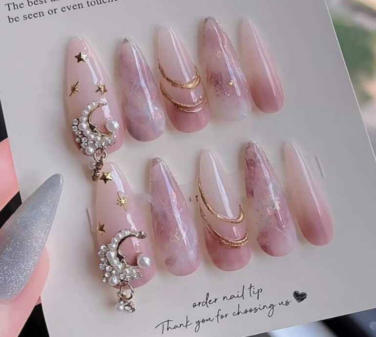 Móng úp thiết kế loang ombre from nhọn C6