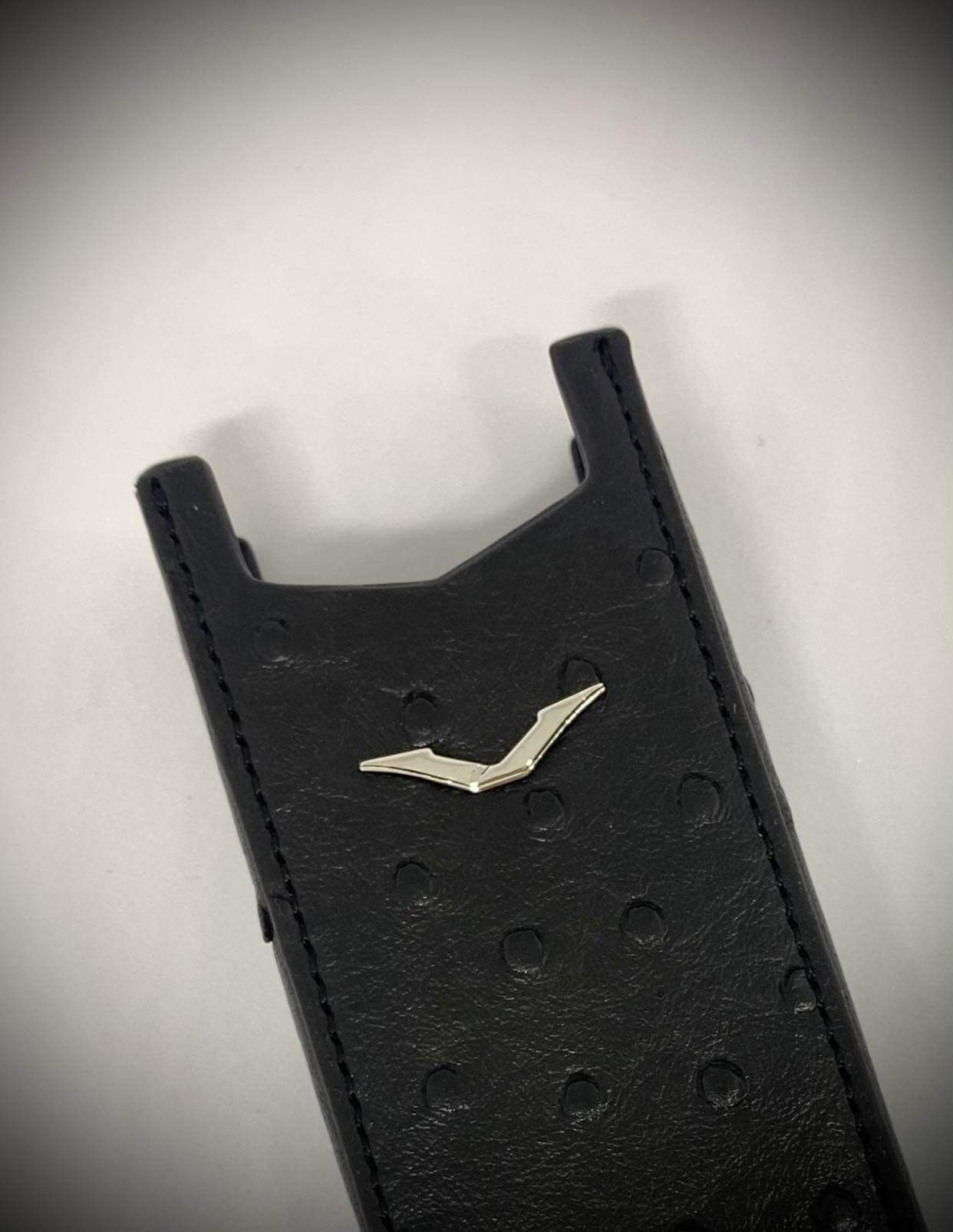 Bao da Vertu đen vân đà điểu signature S