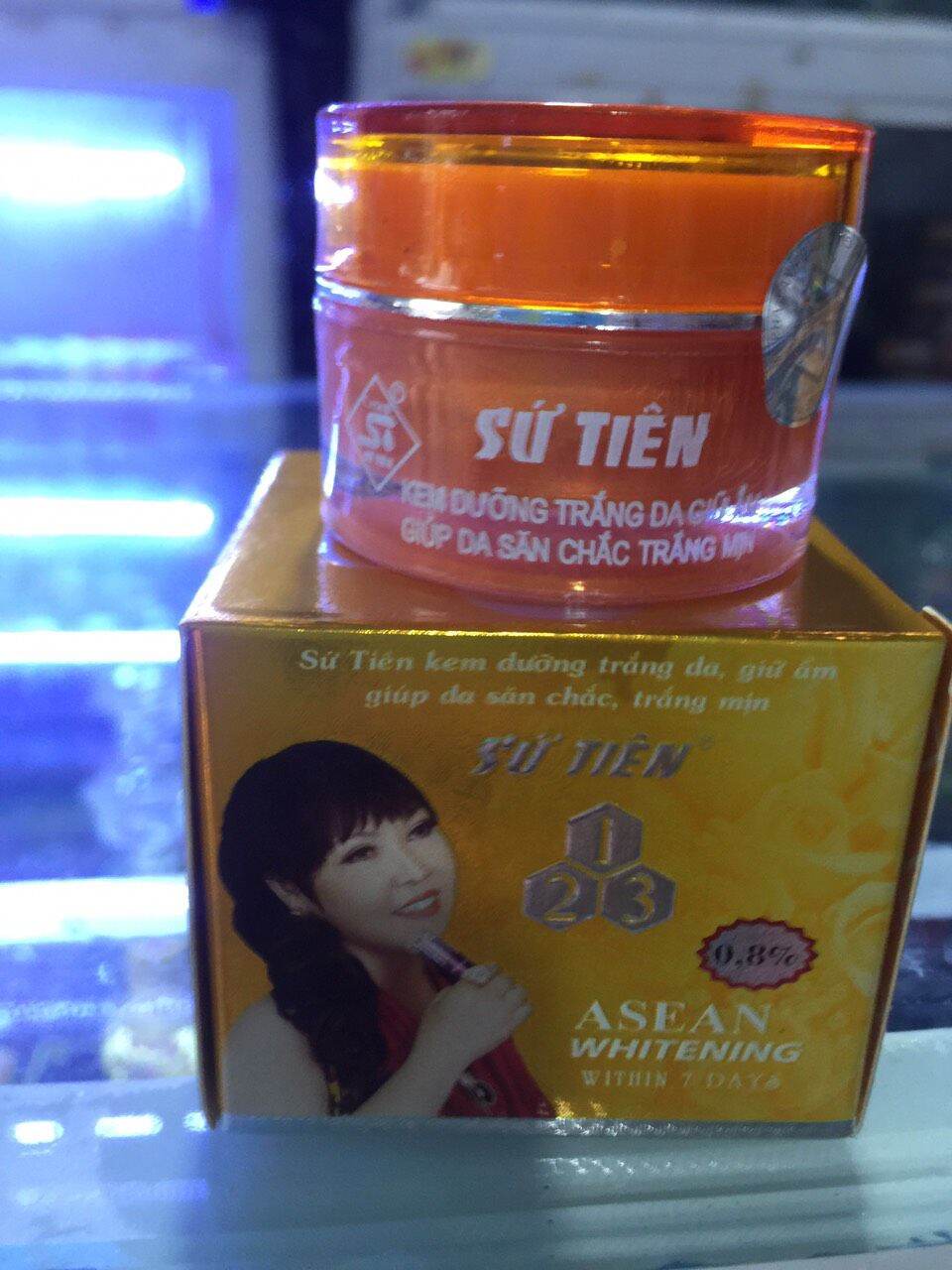 [HCM]Kem Sứ Tiên Vàng Dưỡng Trắng Da Giữ Ẩm Giúp Da Săn Chắc