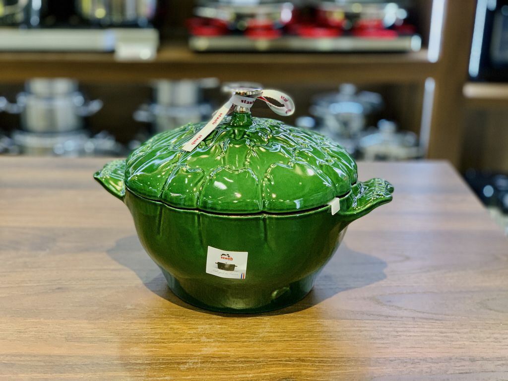 Staub Artichoke Cocotte - 22 cm