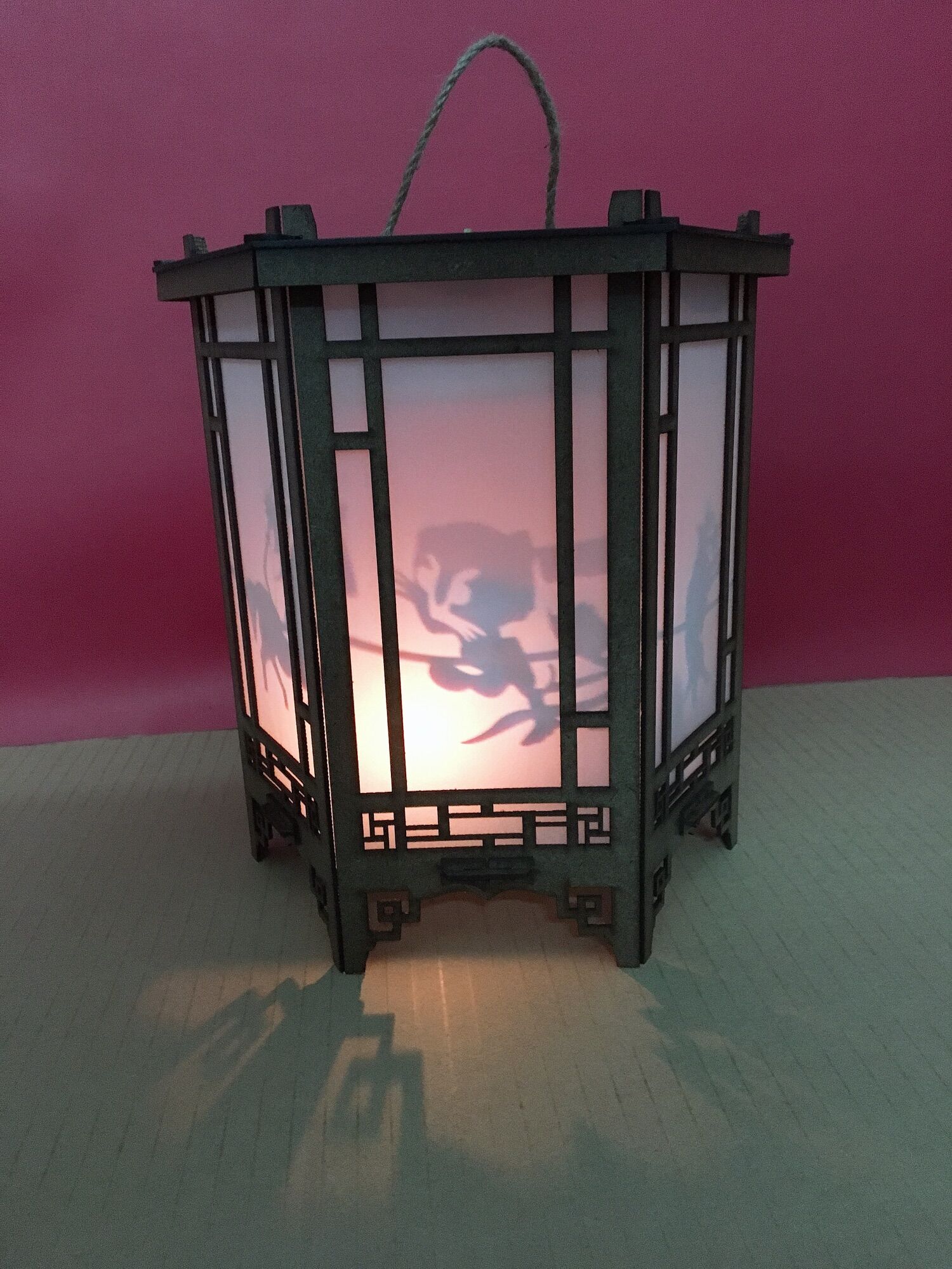 [HCM]Lồng đèn kéo quân gỗ 24cm