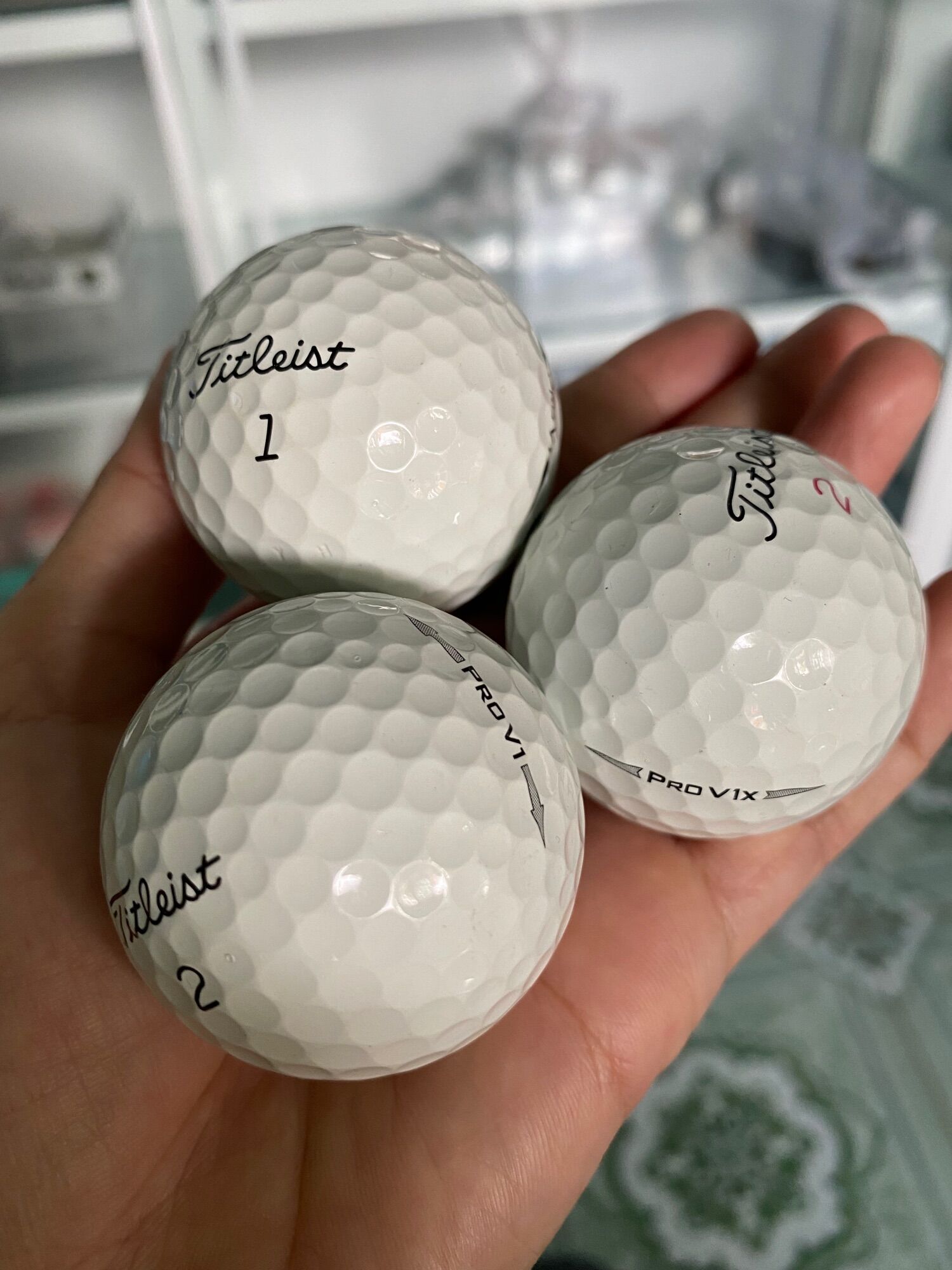 Bóng golf Titleist pro v1 chính hãng 100%(10 quả)