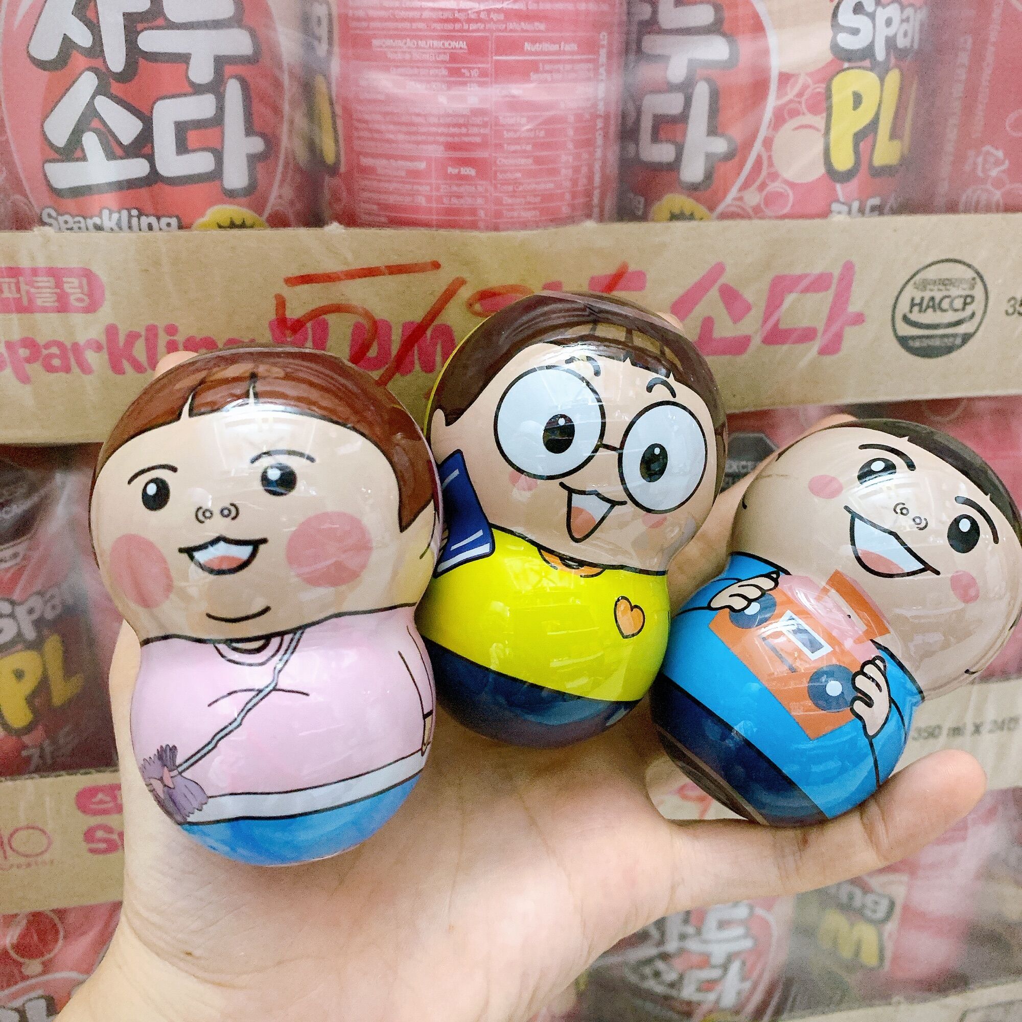 Kẹo lật đật candy tumble hàn quốc siêu xinh (bên trong có kẹo và đồ chơi và hình dán )1cái