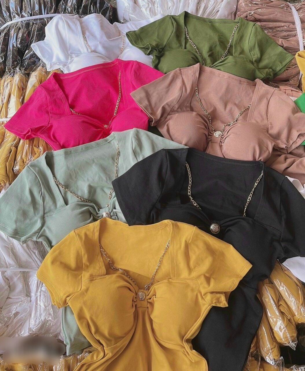 áo kiểu nữ có mod ngực phối dây xích lyier