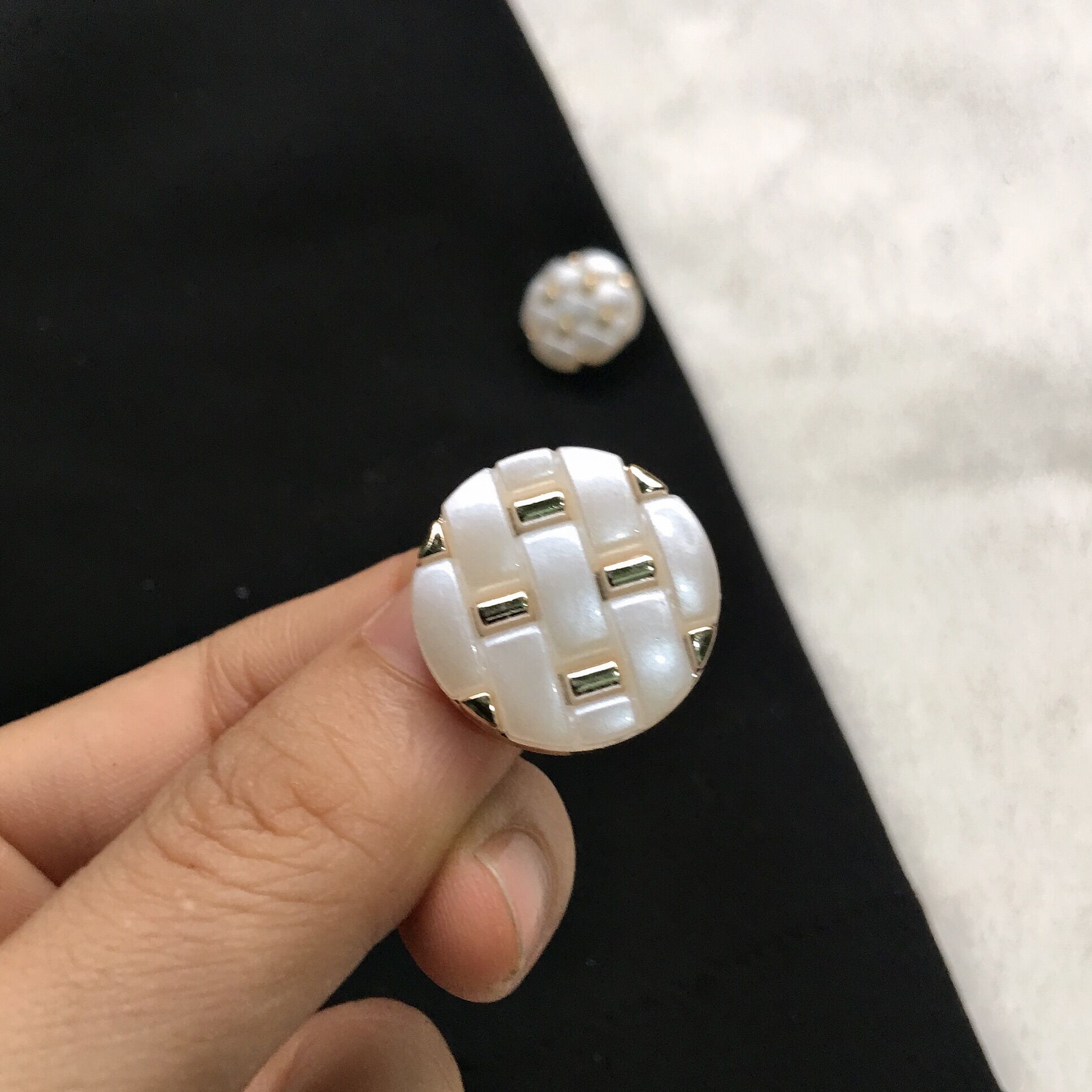 (N020) set 5 NÚT NHỰA CAO CẤP 2 size