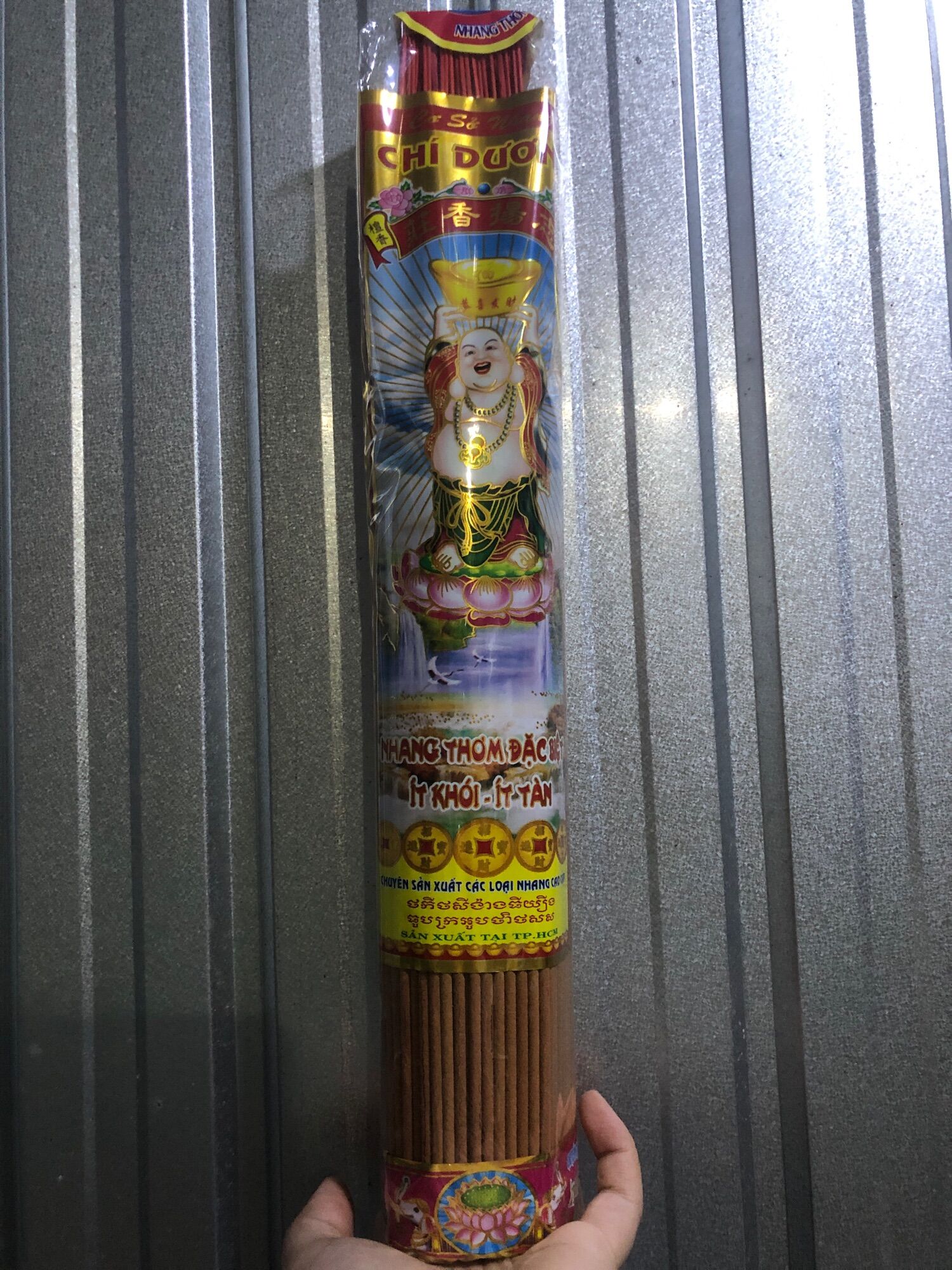 Nhang thơm Chí Dương ít khói ,ít tàn