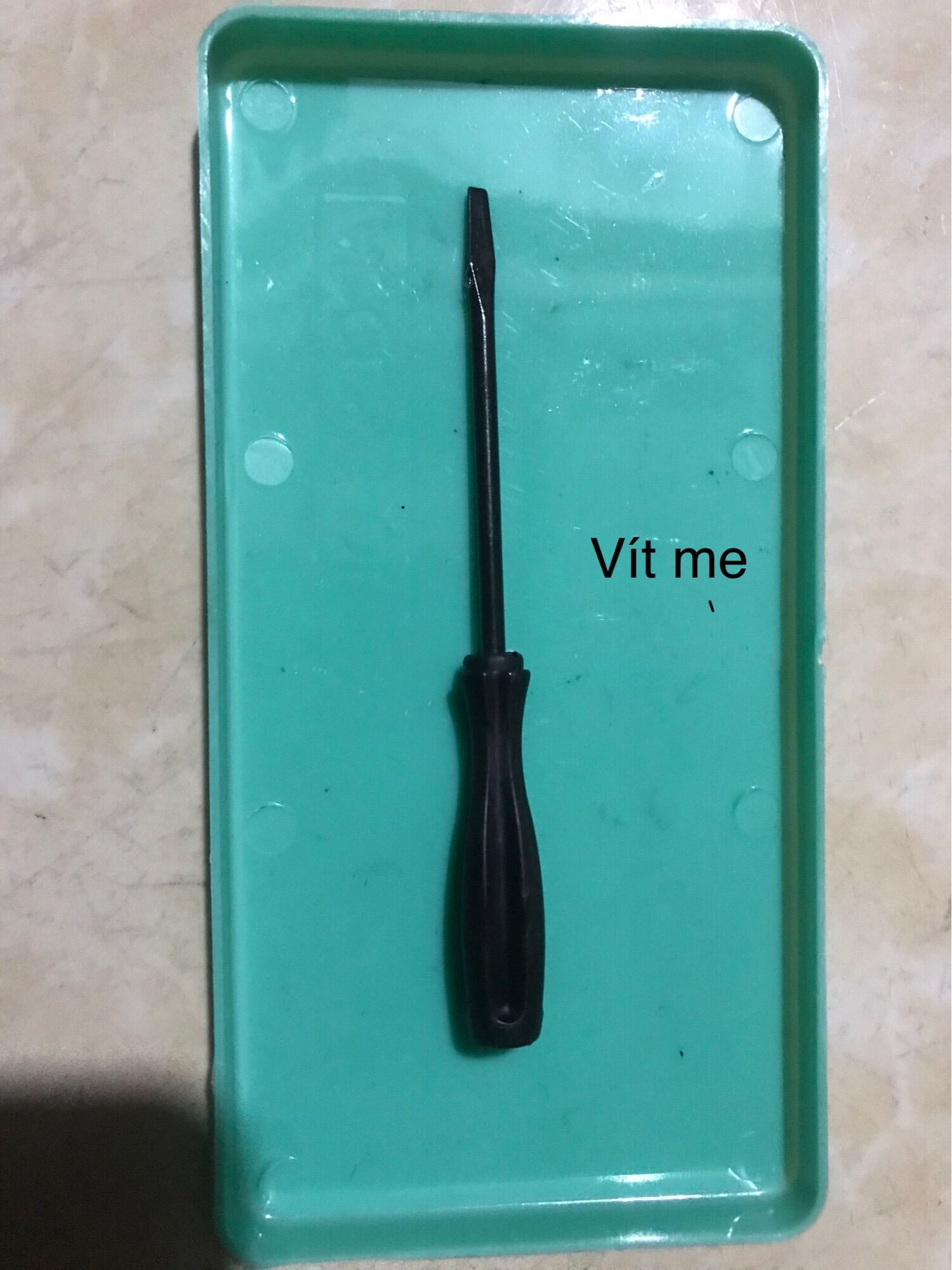 [HCM]Hộp phụ kiện máy may gia đình