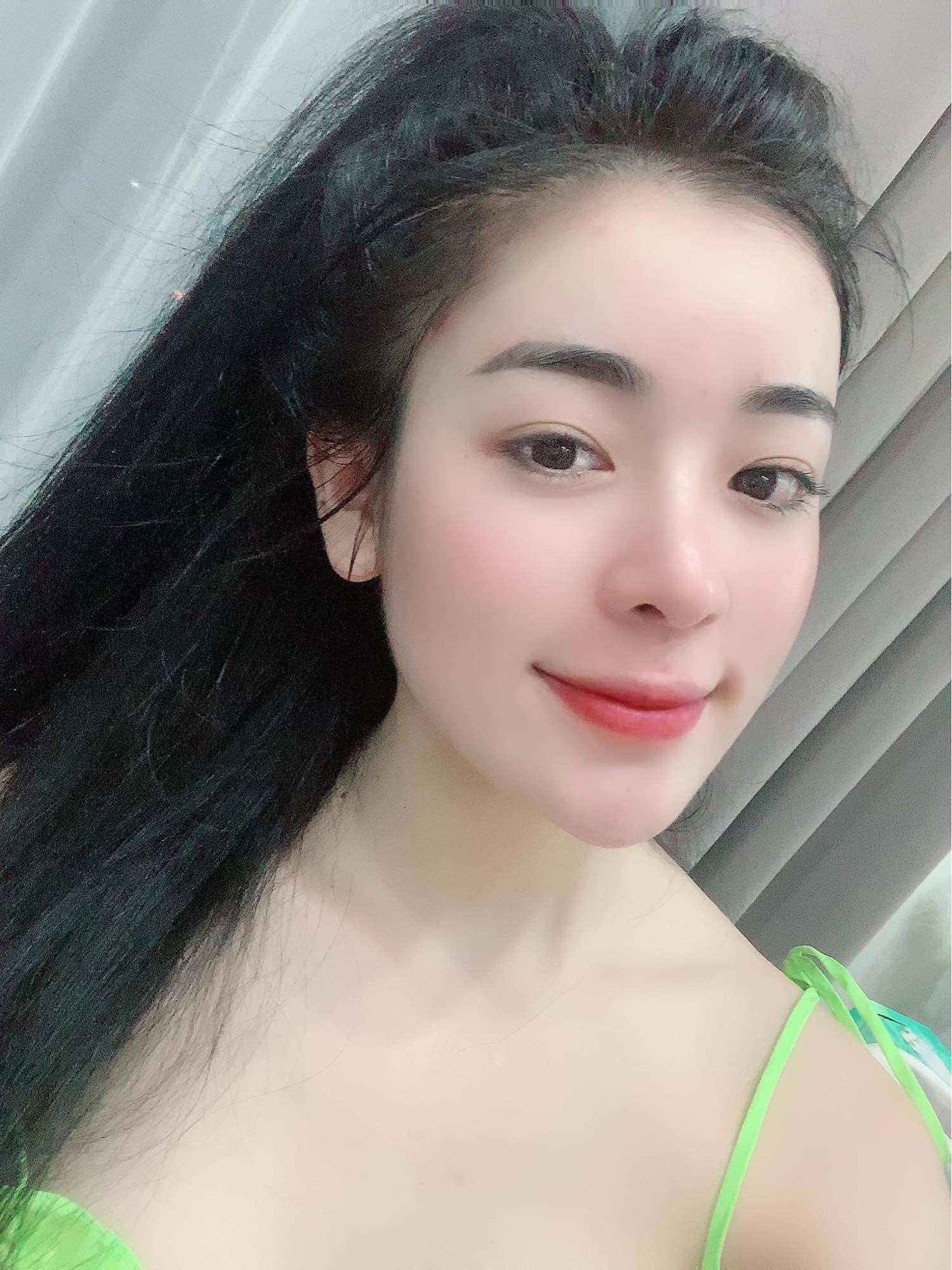 SỬA RỬA MẶT TẨY TRANG HM STORE (tặng kèm quà)