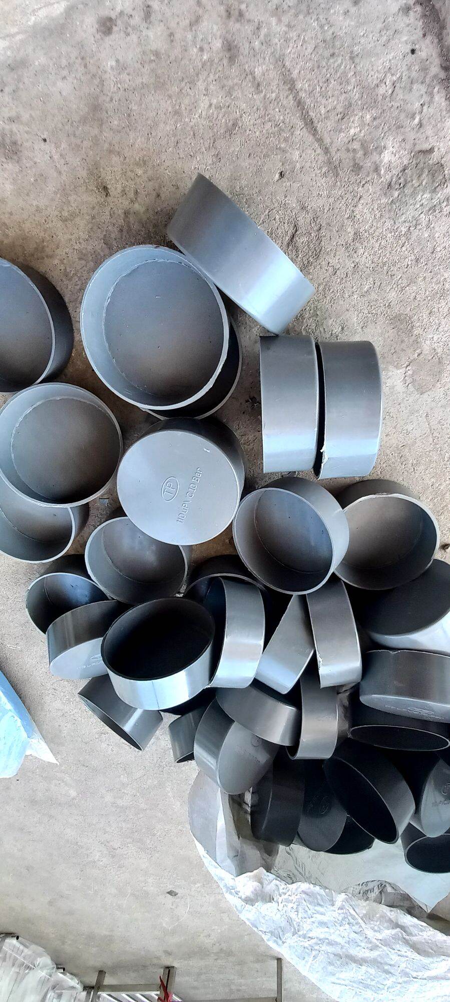 30 bịt trơn 110 pvc giá rẻ