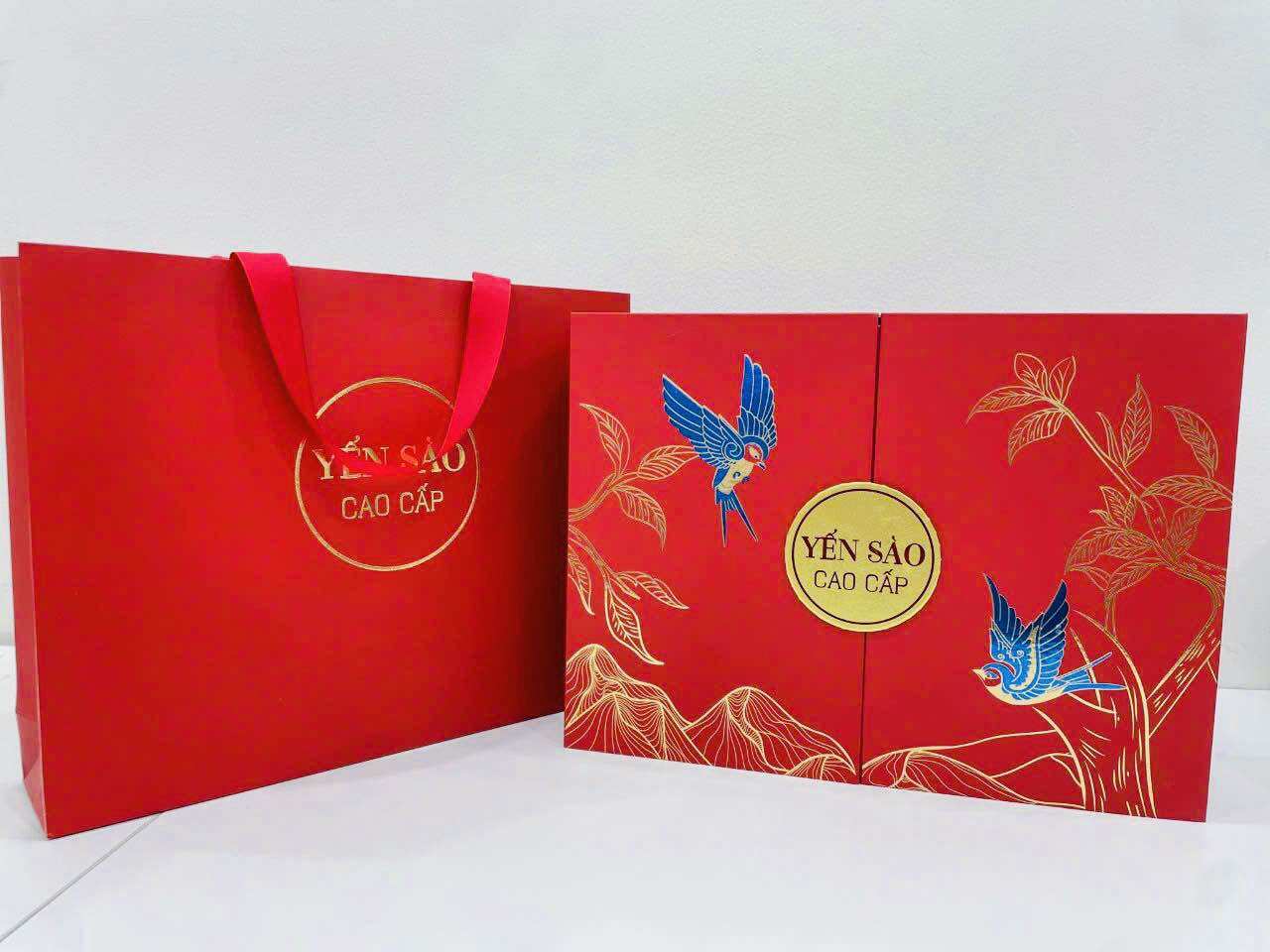 Hộp đựng yến sào biếu tết siêu cao cấp. Khay 100gr hoa mai
