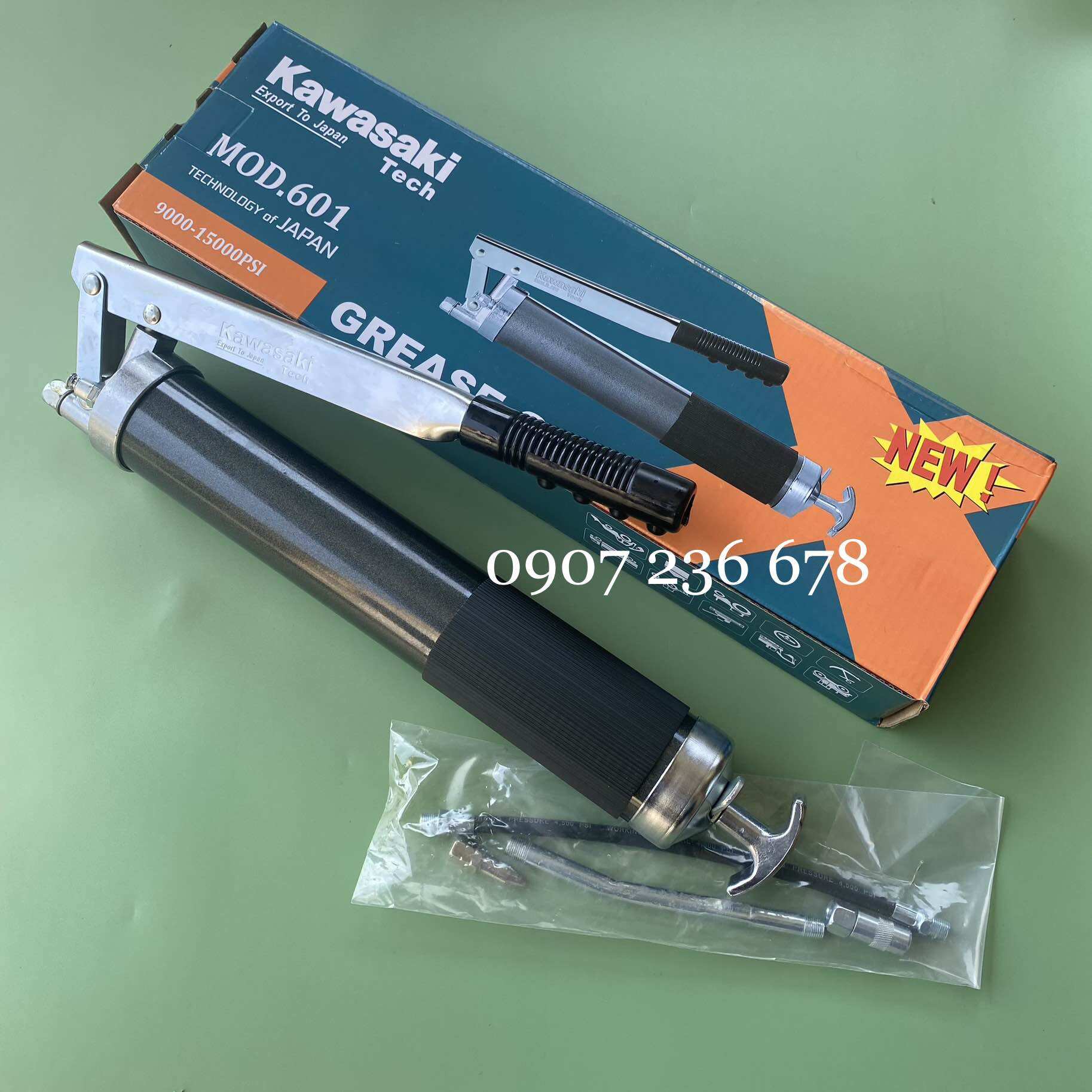 Bơm mỡ cầm tay 600cc, bơm mỡ bò