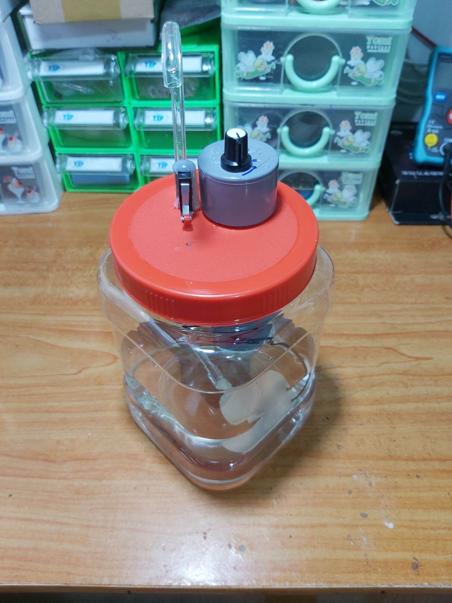 Bình rót ruou tự động siêu rẻ