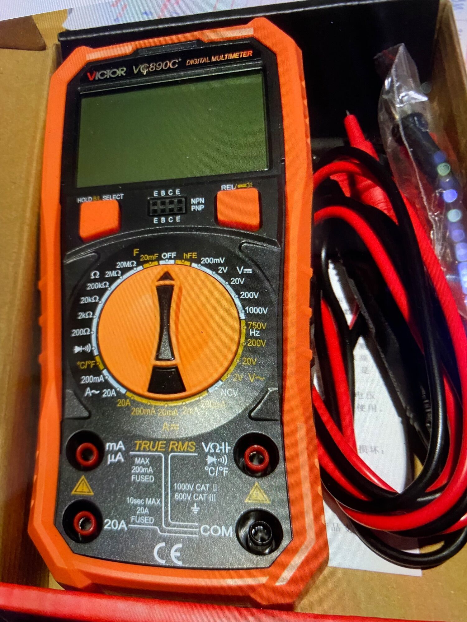 Đồng hồ VICTOR 890 giá cho 1 chiếc
