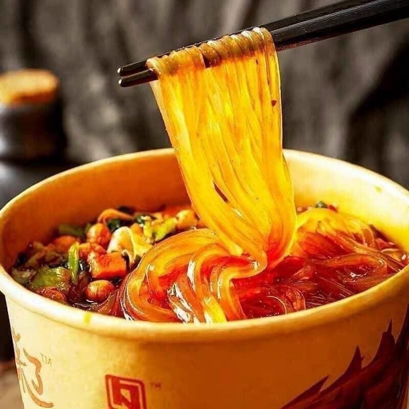 MIẾN TRÙNG KHÁNH CHUA CAY ĂN-THÙNG 6 LY
