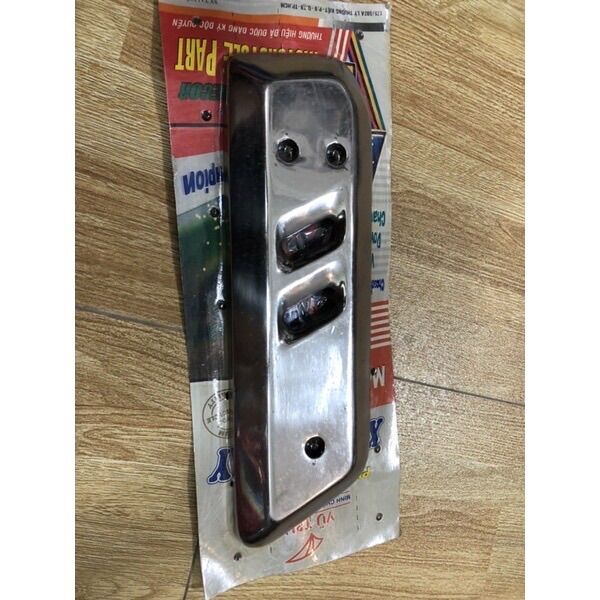 Ốp pô xe Spacy (inox) cao cấp (3 chân ốc) đời mới