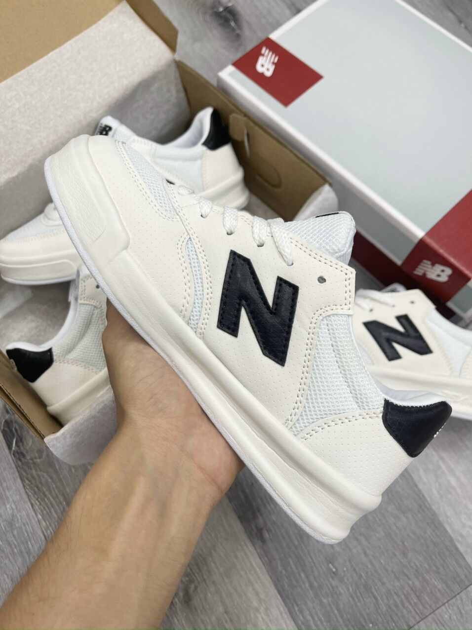 Giày NB crt300 chữ đen phản quang