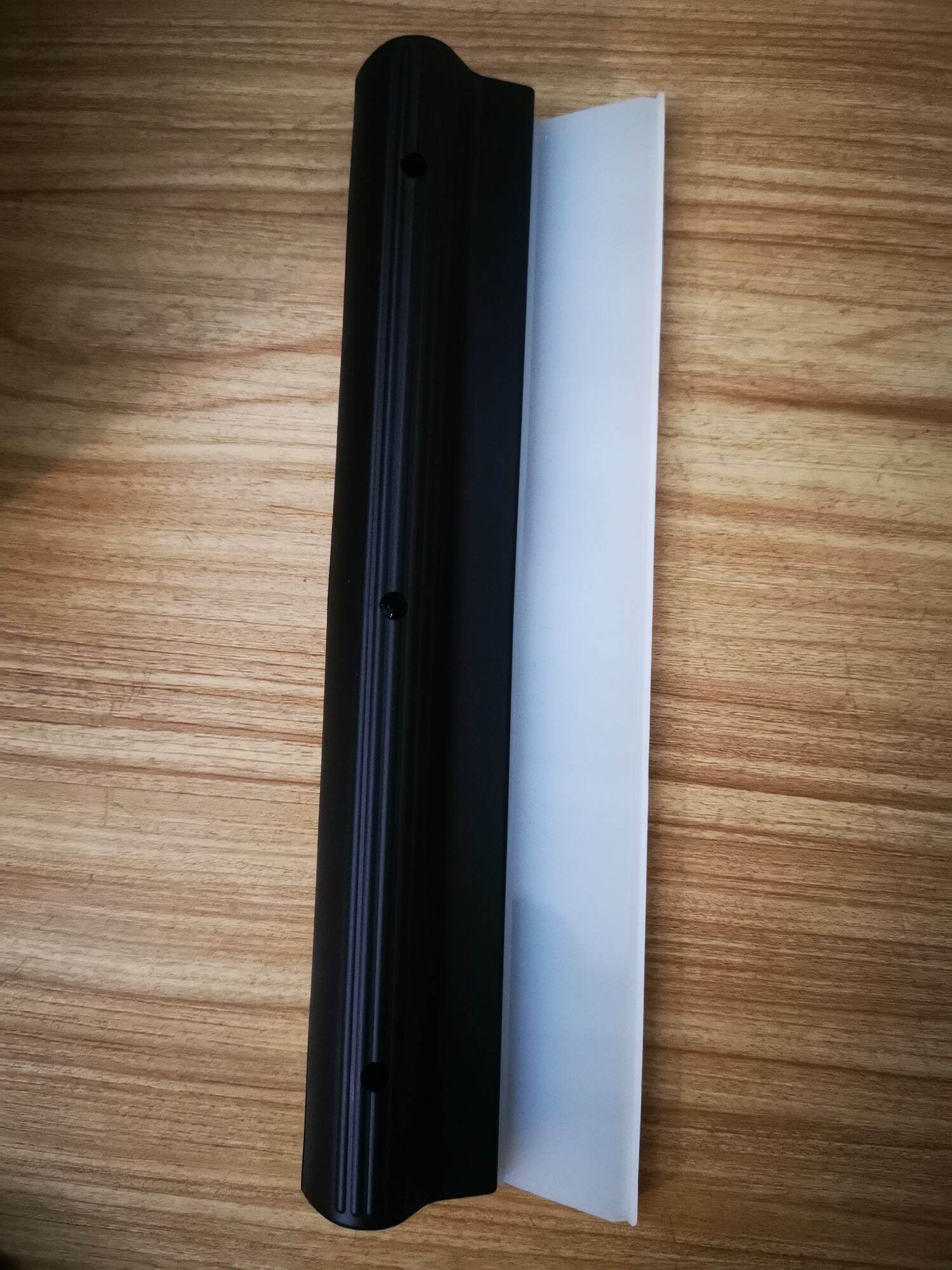 CÂY GẠT NƯỚC RỬA XE Ô TÔ SILICON