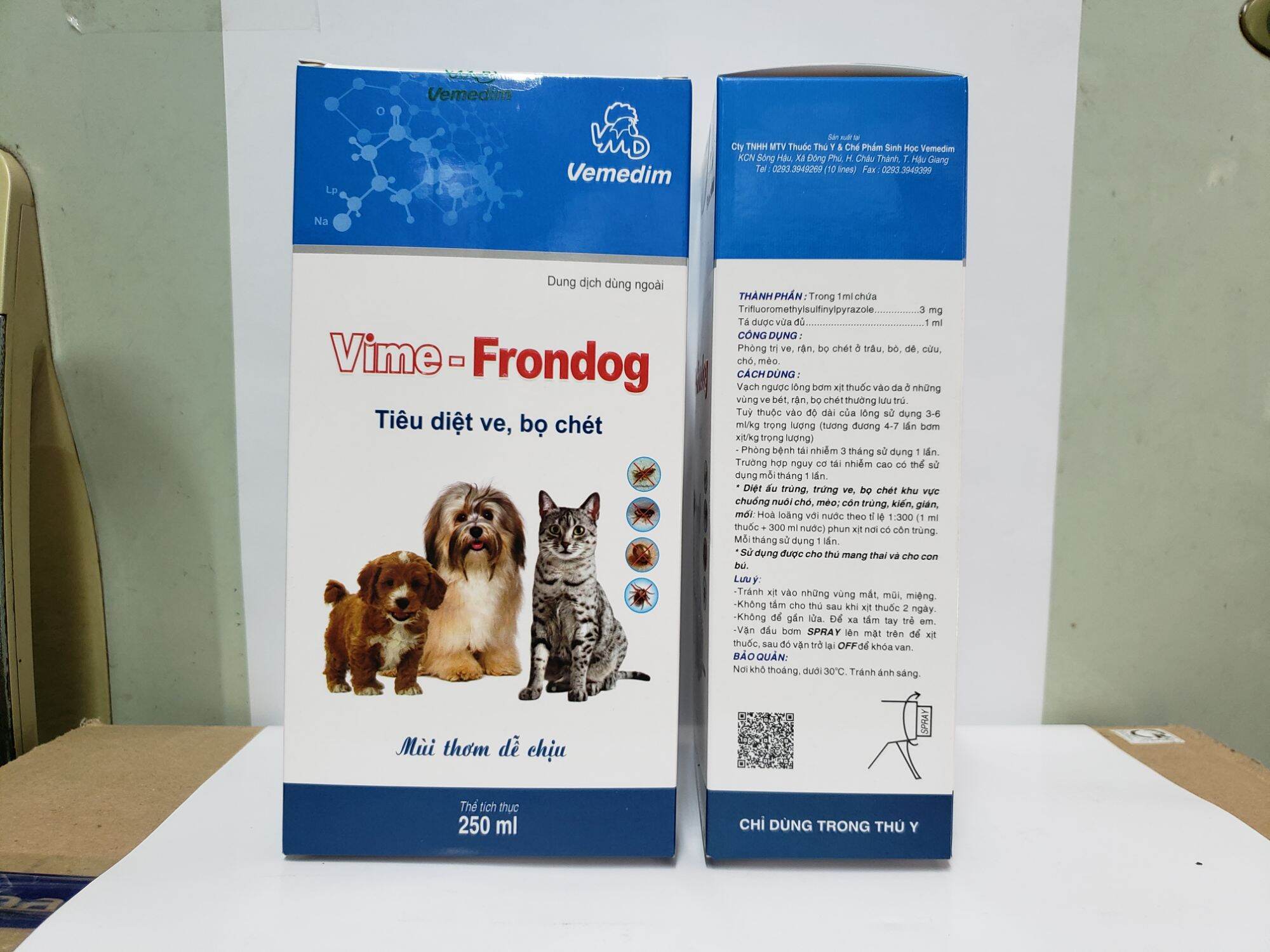 Frontdog xịt ve rận bọ chét cho thú cưng