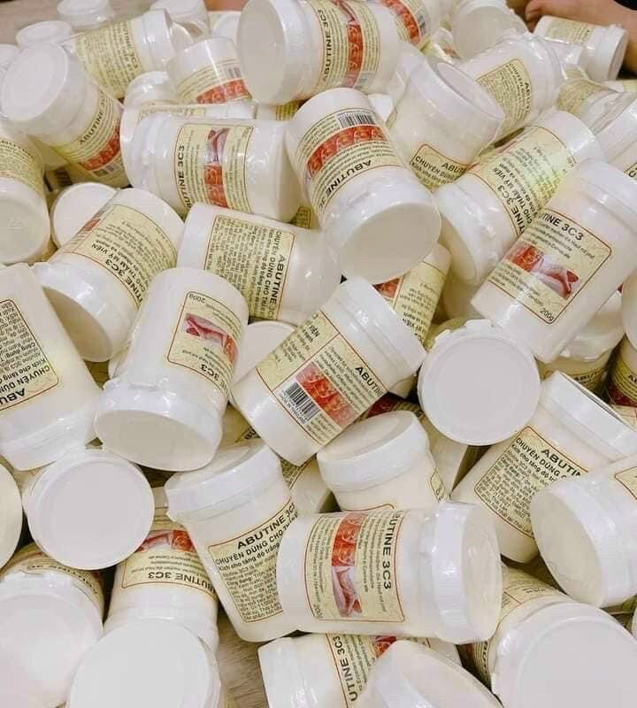 Kem Kích Trắng Arbutin 3c3