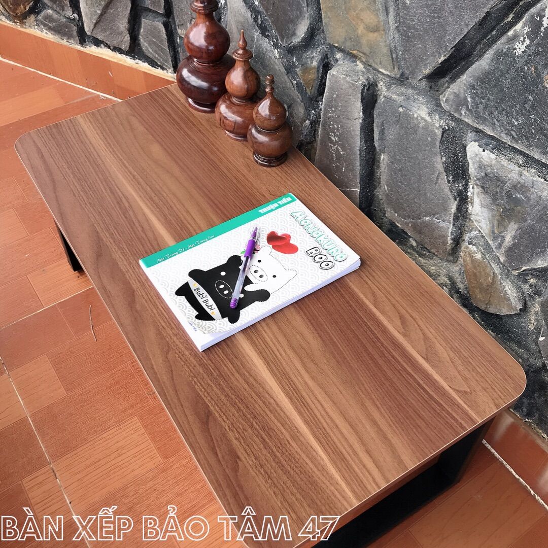 Bàn Làm Việc Vân Gỗ Chân Sắt Gấp (R:50cm, D: 80cm, C:32cm)