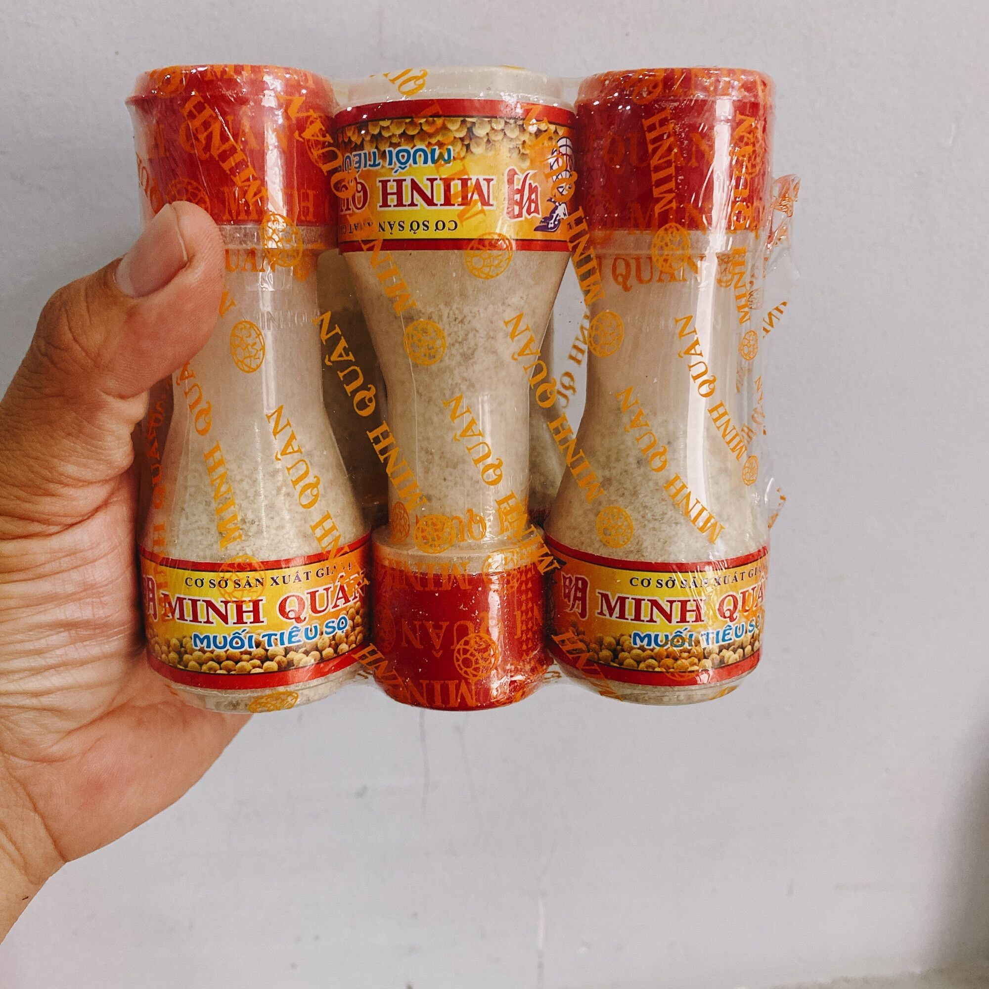 Combo 2 chai ( mỗi chai 60g) muối tiêu sọ Minh Quân( Date mới 12 tháng).