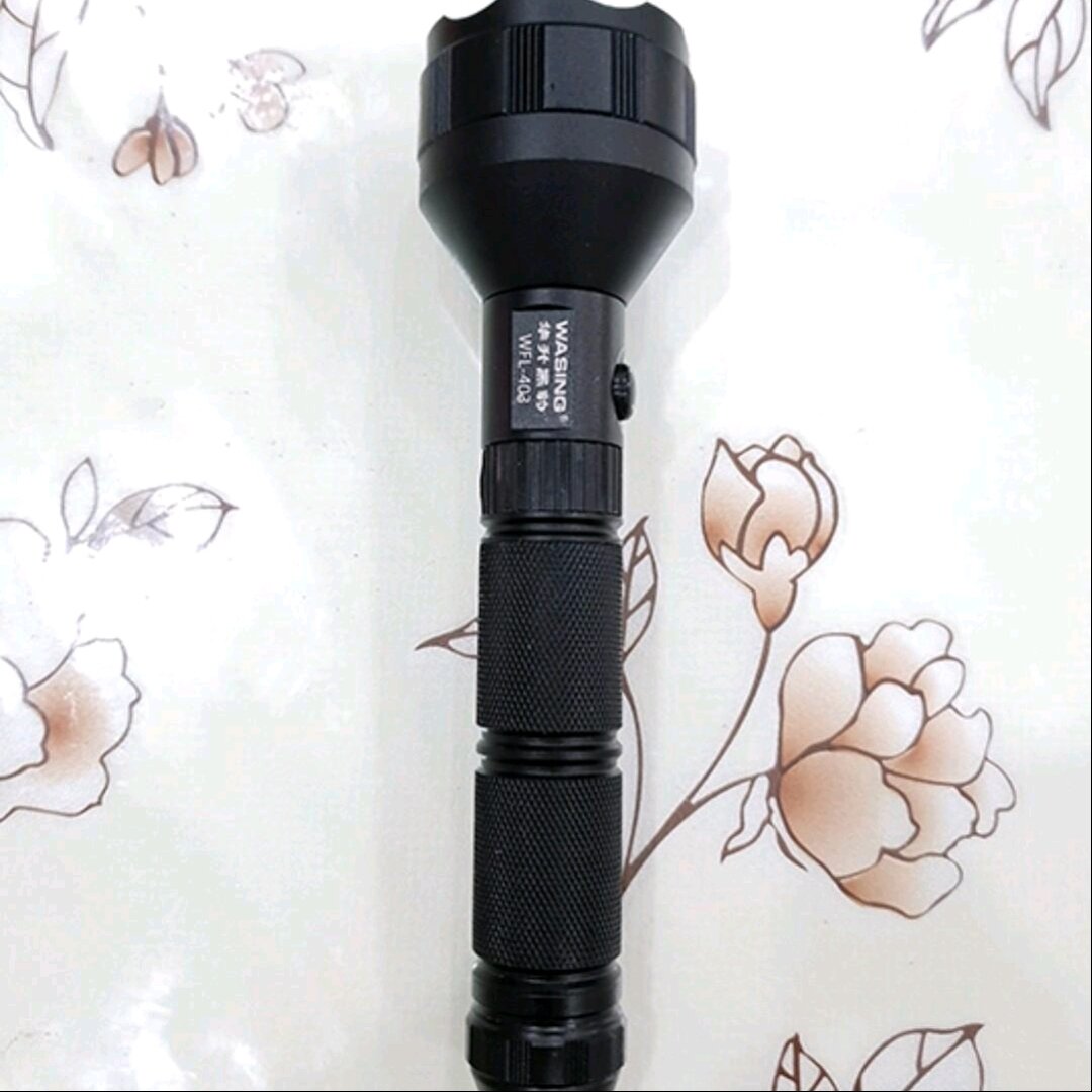 Đèn Pin Siêu Sáng WASING WFL-403