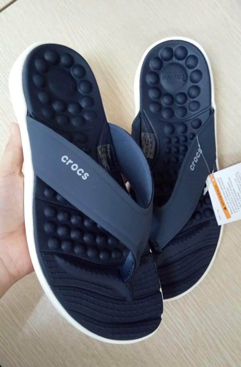 DÉP XỎ NGÓN CROCS REVIVA CHO NAM.