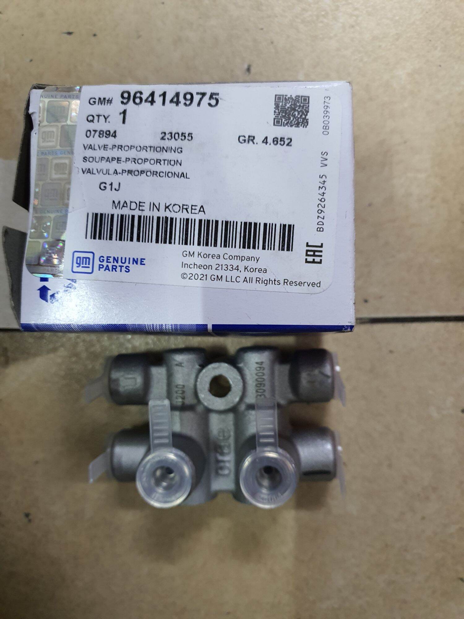 Van chia dầu phanh của lacetti