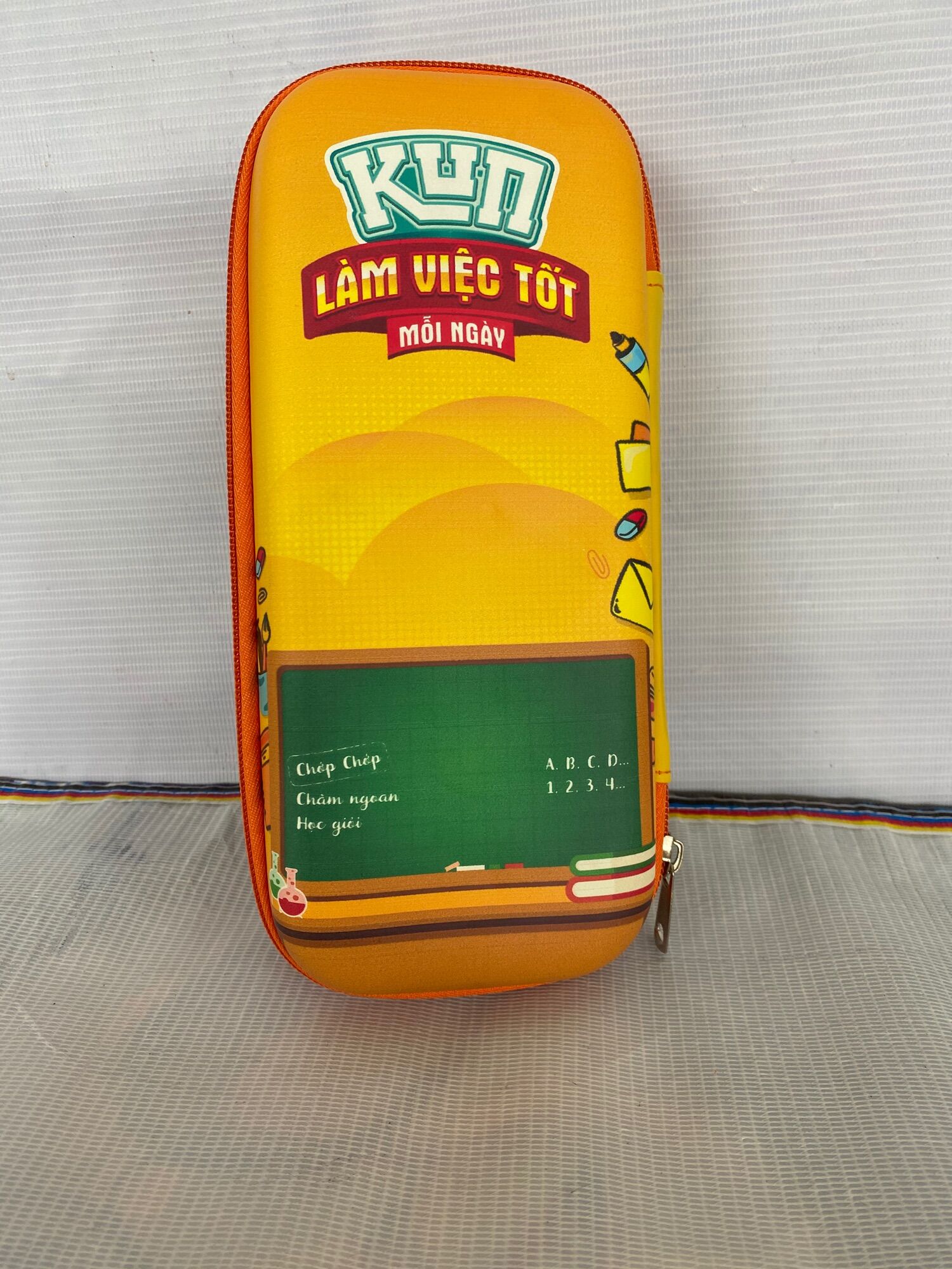 Hộp bút Kun Phát sáng logo đèn led 3V