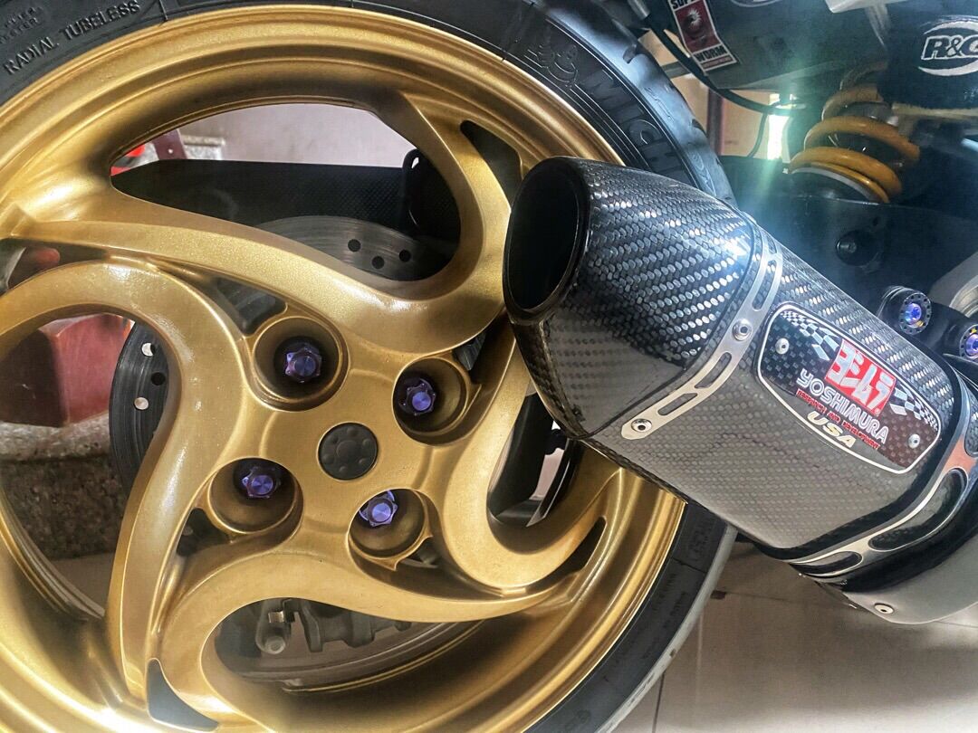 [HCM]Tán Titanium bánh sau Honda CB10000R