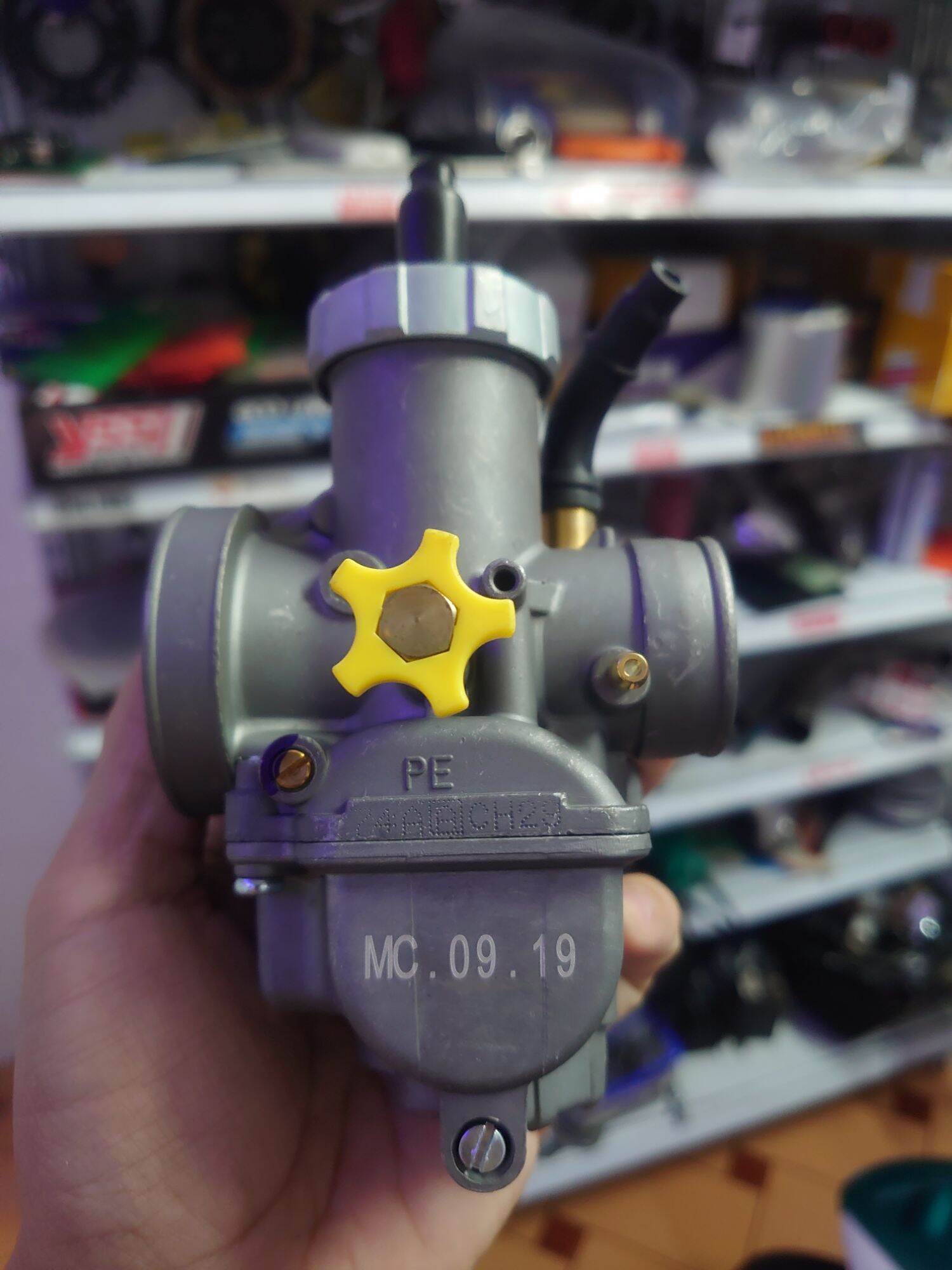 Bình xăng bông mai họng 30mm Mc racing