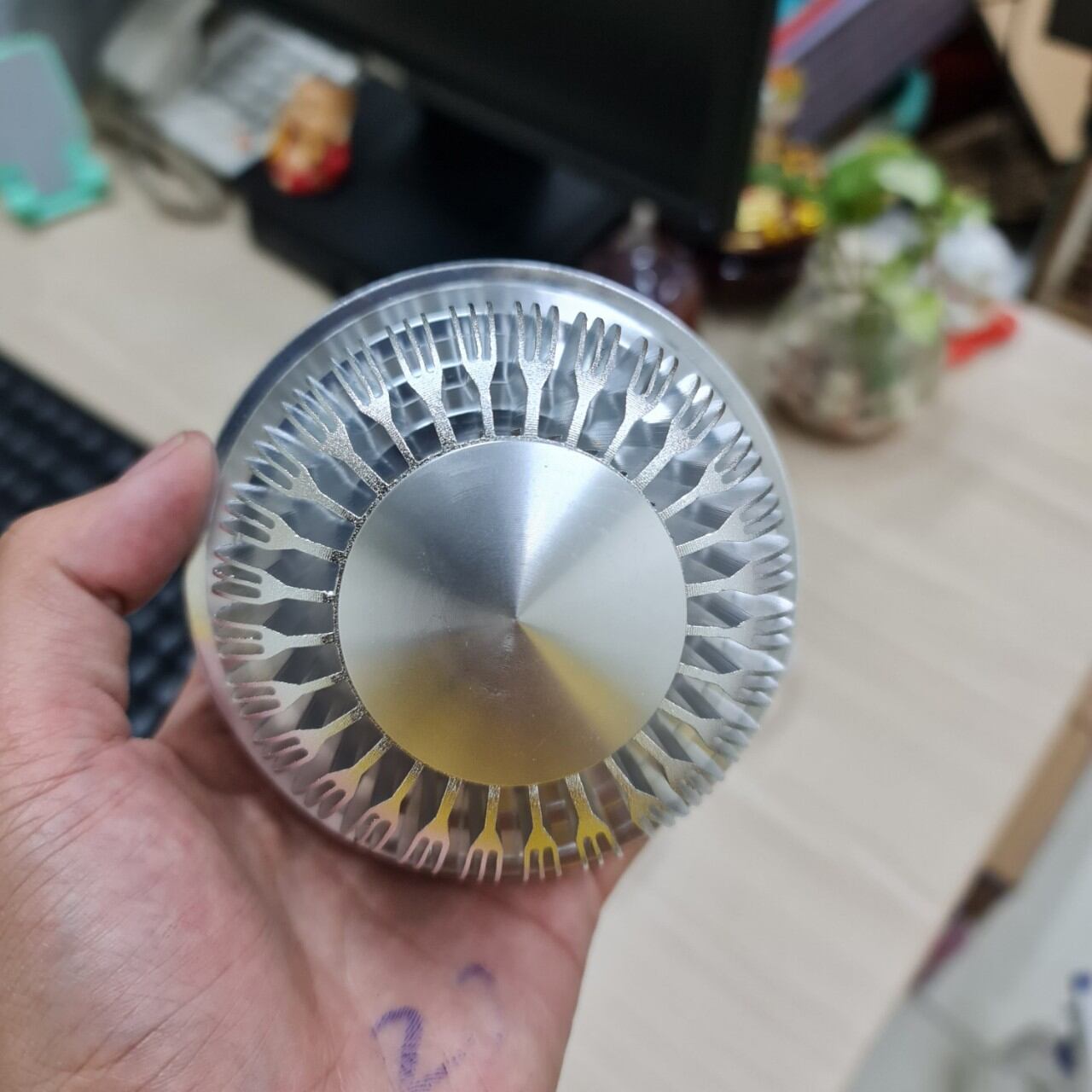 Đèn Hào Quang Kim sắc
