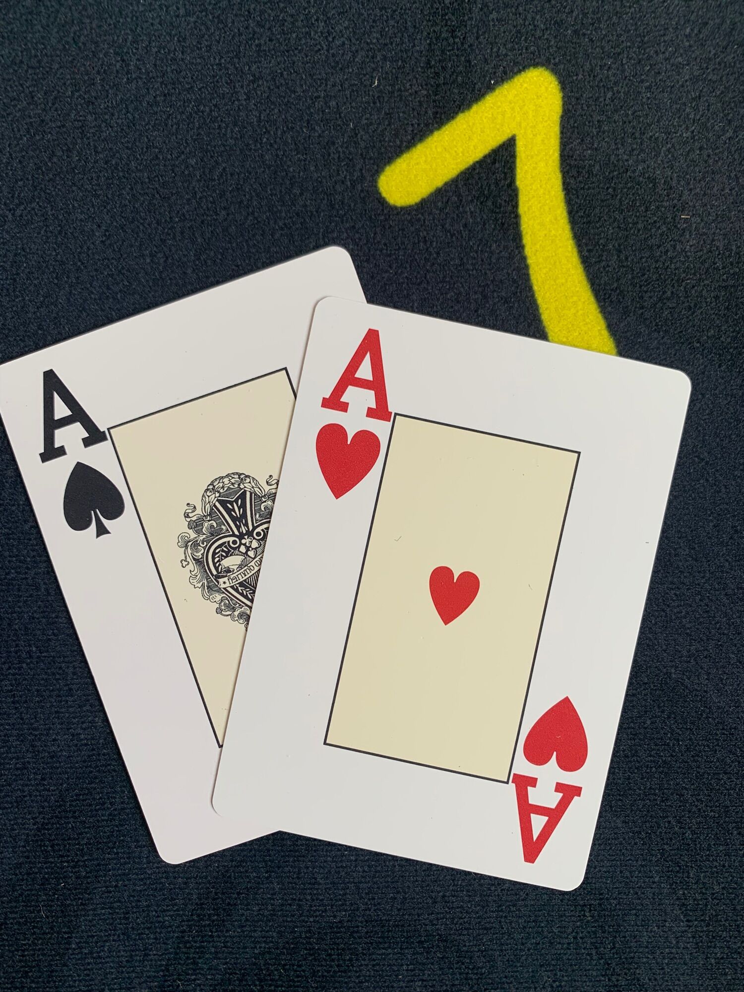 bài tây poker plastic texas hold’em có lá chặn đỏ