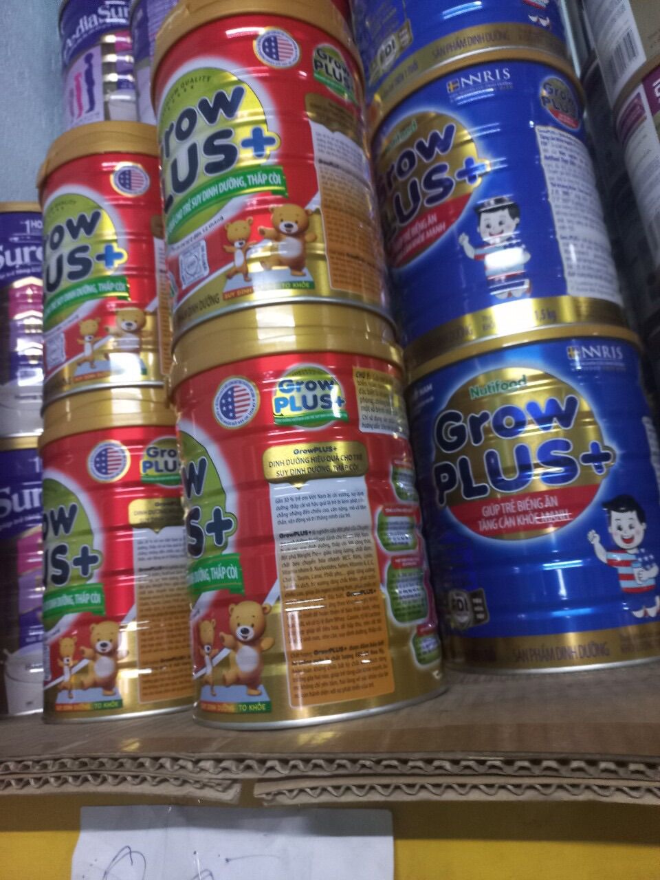 Sữa bột Nutifood Grow Plus+ cho trẻ dưới 1 tuổi