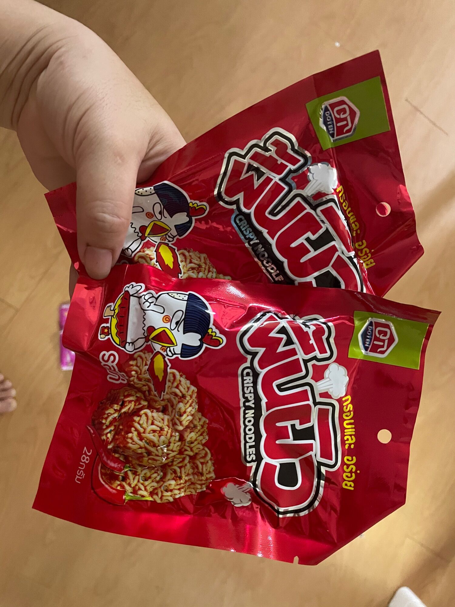 [HCM]Set 5 Gói Snack Mì Viên Tôm Đỏ Thái Lan 28g