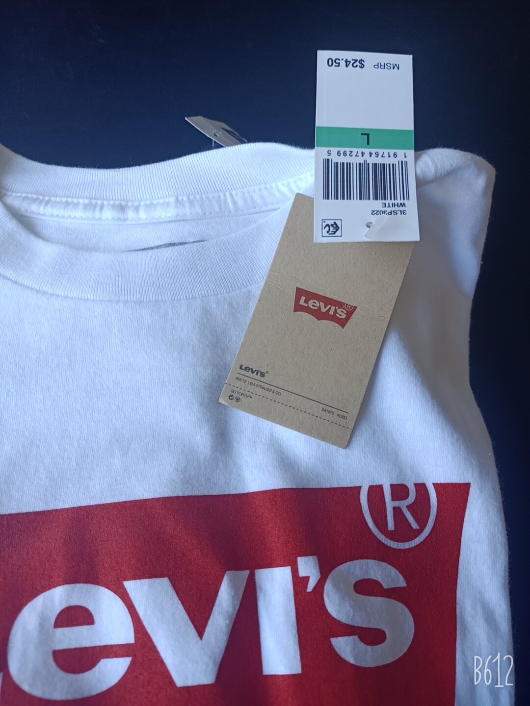 Áo thun Levi's nam size trên hình