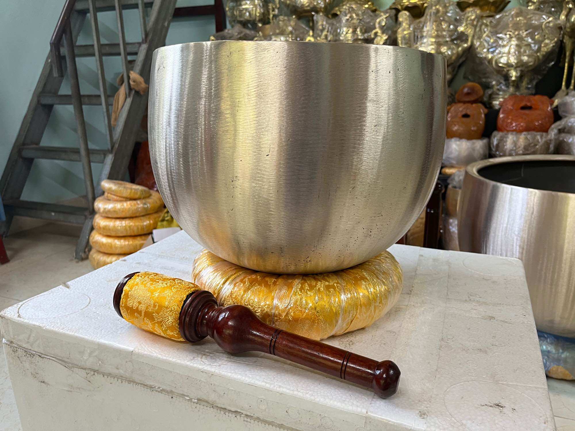chuông đồng 5tay dk 35cm