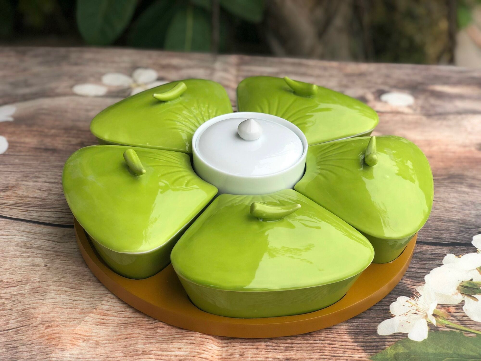 Khay đựng mứt- bánh kẹo . Gốm sứ Bát Tràng