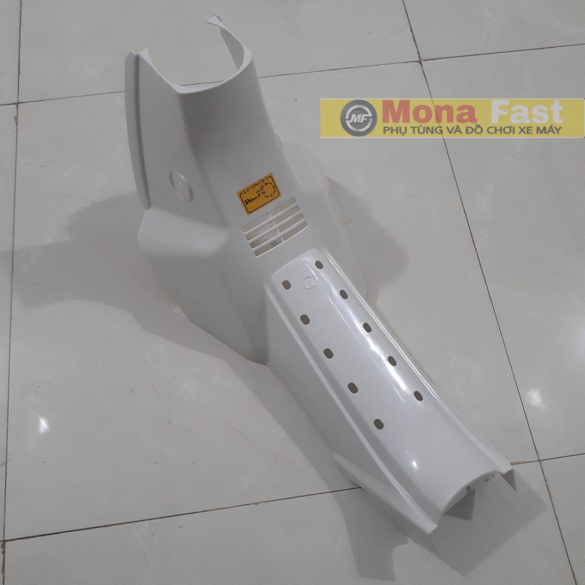 Yếm cắt xe Dream đen trắng
