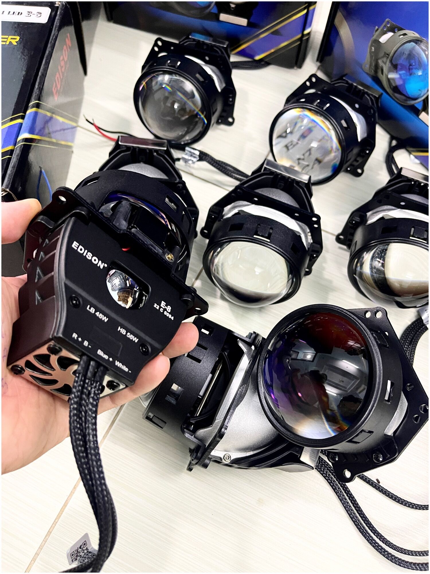 BI LED EDISON E-8 58w