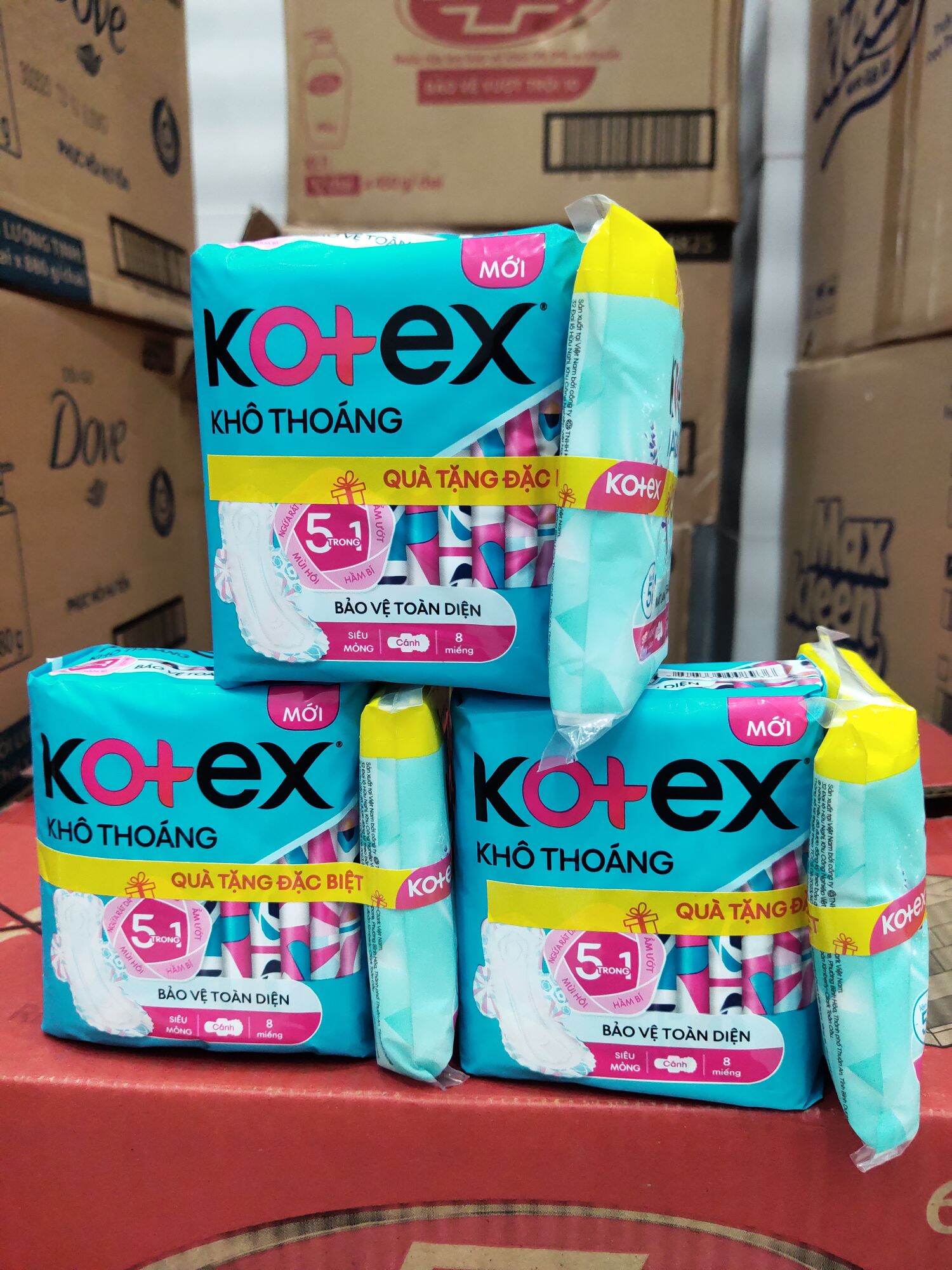 Băng vệ sinh Kotex mỏng cánh 8 miếng ( combo 3 gói)