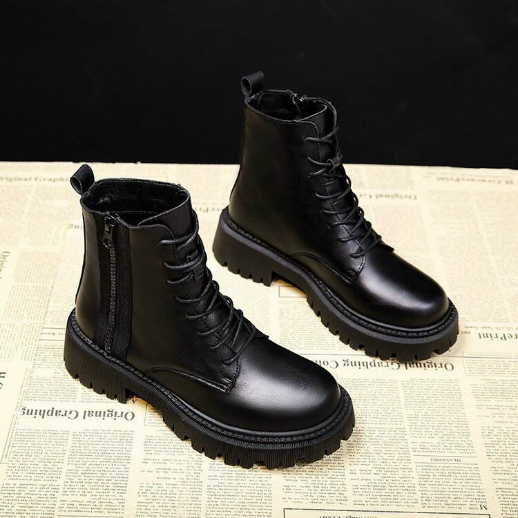 Bốt Nữ ulzzang Hàn Quốc, cổ ngắn đen, bốt martin.