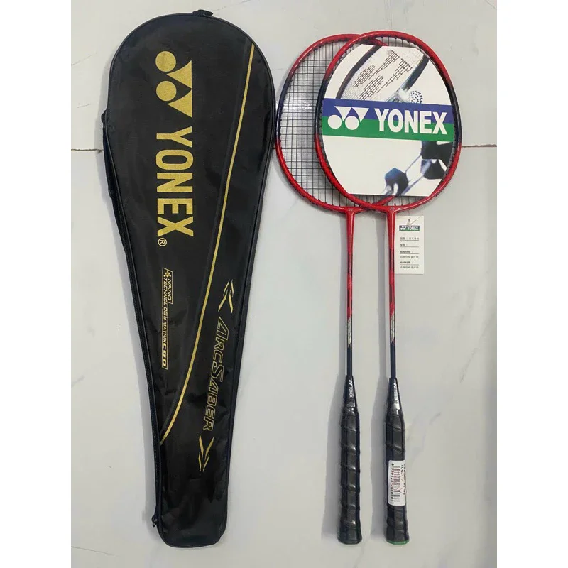 combo vợt cầu lông Yonex học sinh tập luyện